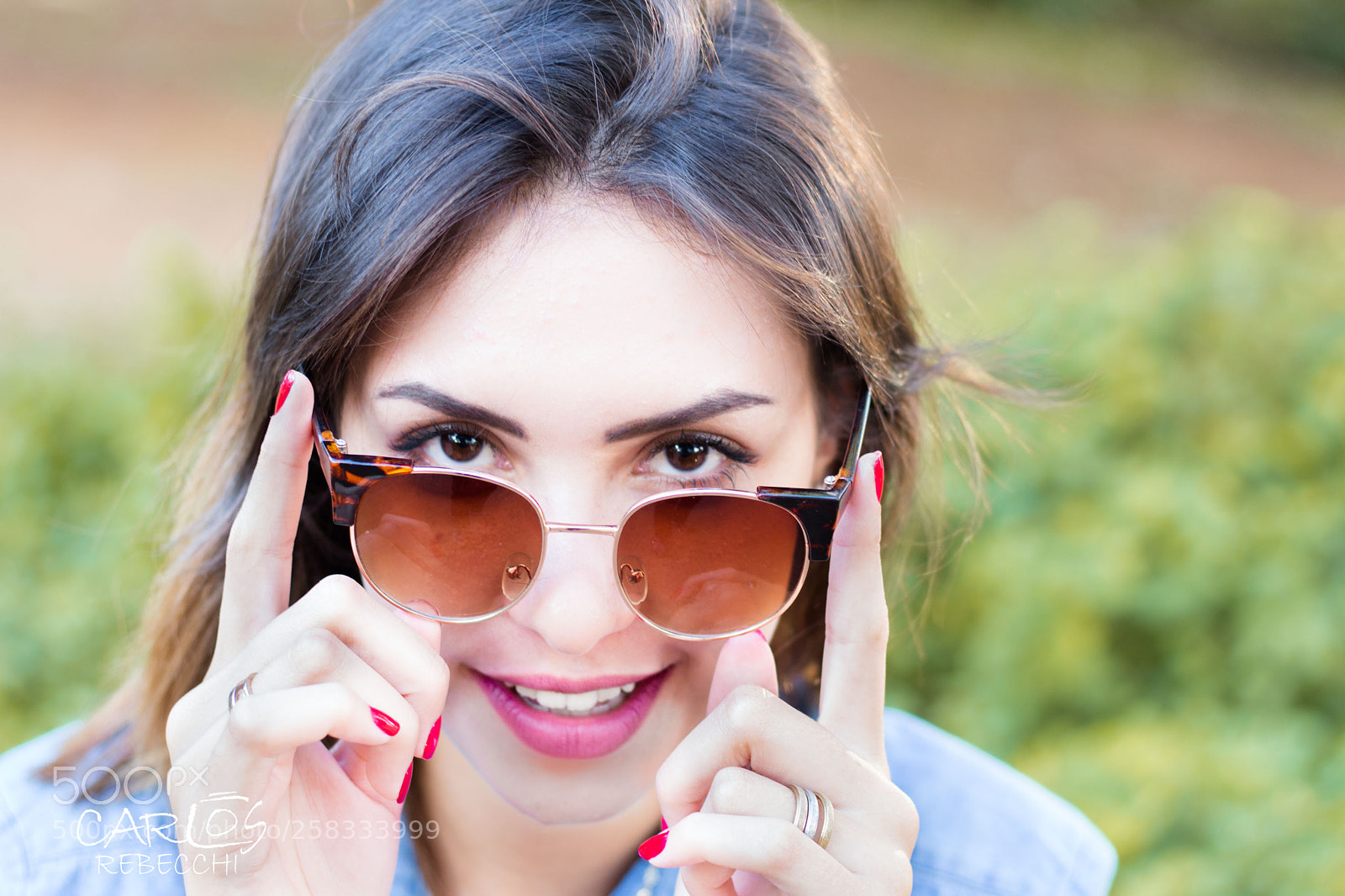 Canon EOS 700D (EOS Rebel T5i / EOS Kiss X7i) sample photo. Sunglass photography