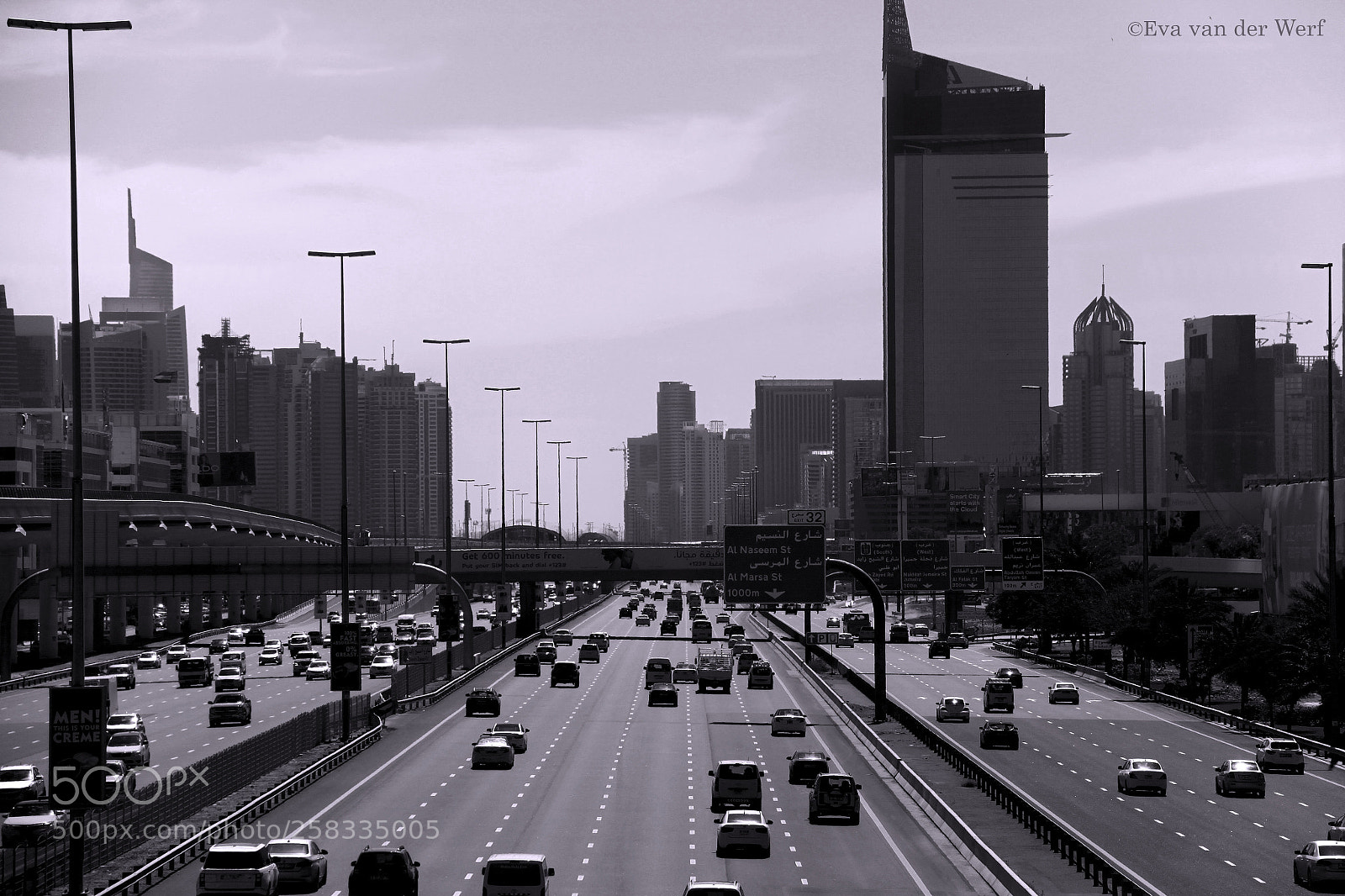Canon EOS 500D (EOS Rebel T1i / EOS Kiss X3) sample photo. Sheikh zayed road photography