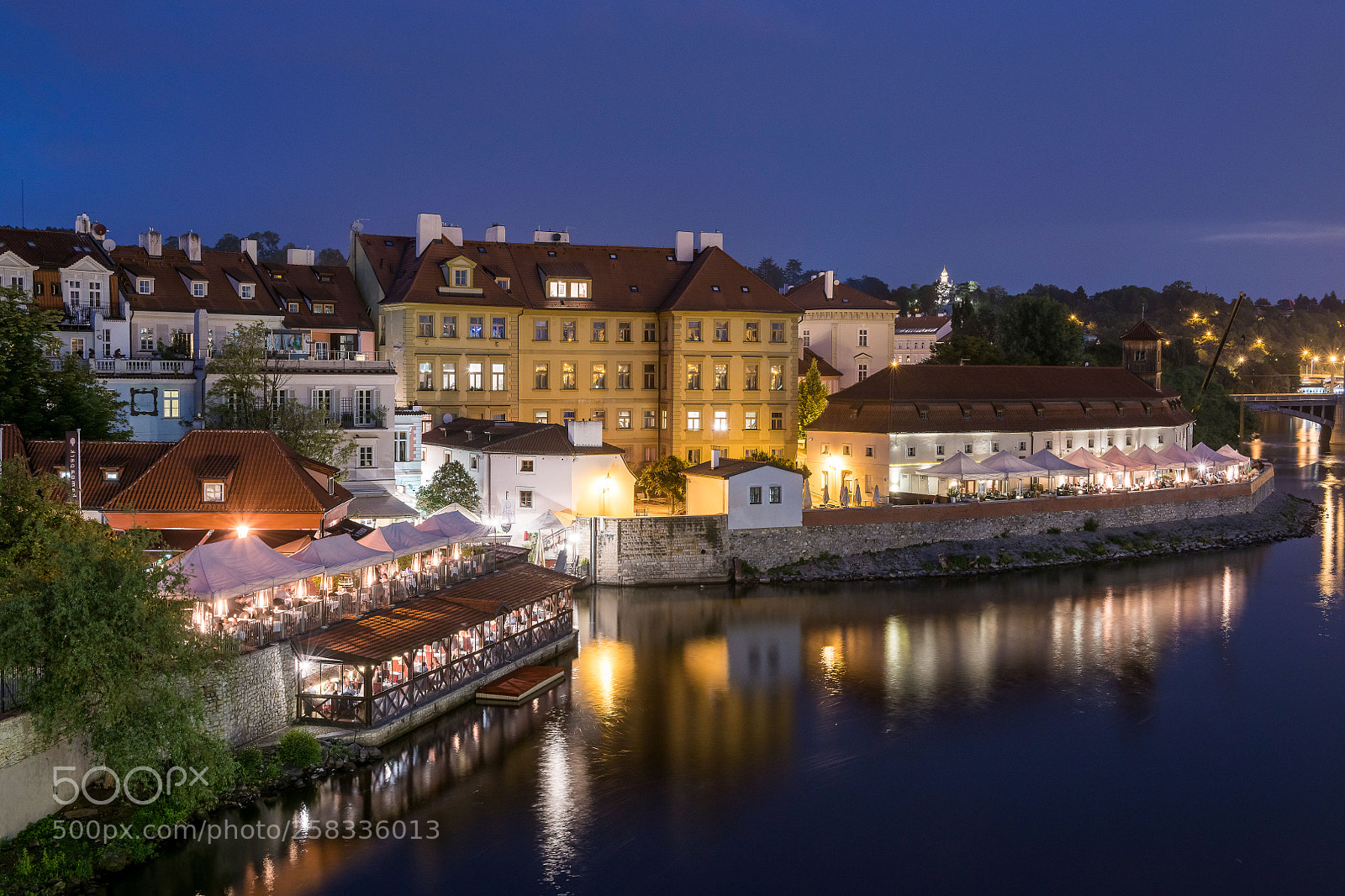 Nikon D850 sample photo. Evening gastronomy in prague photography