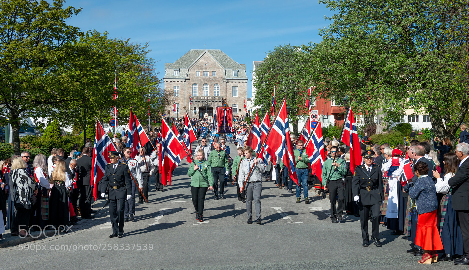 Nikon D800 sample photo. Norwegian national day 2018 photography