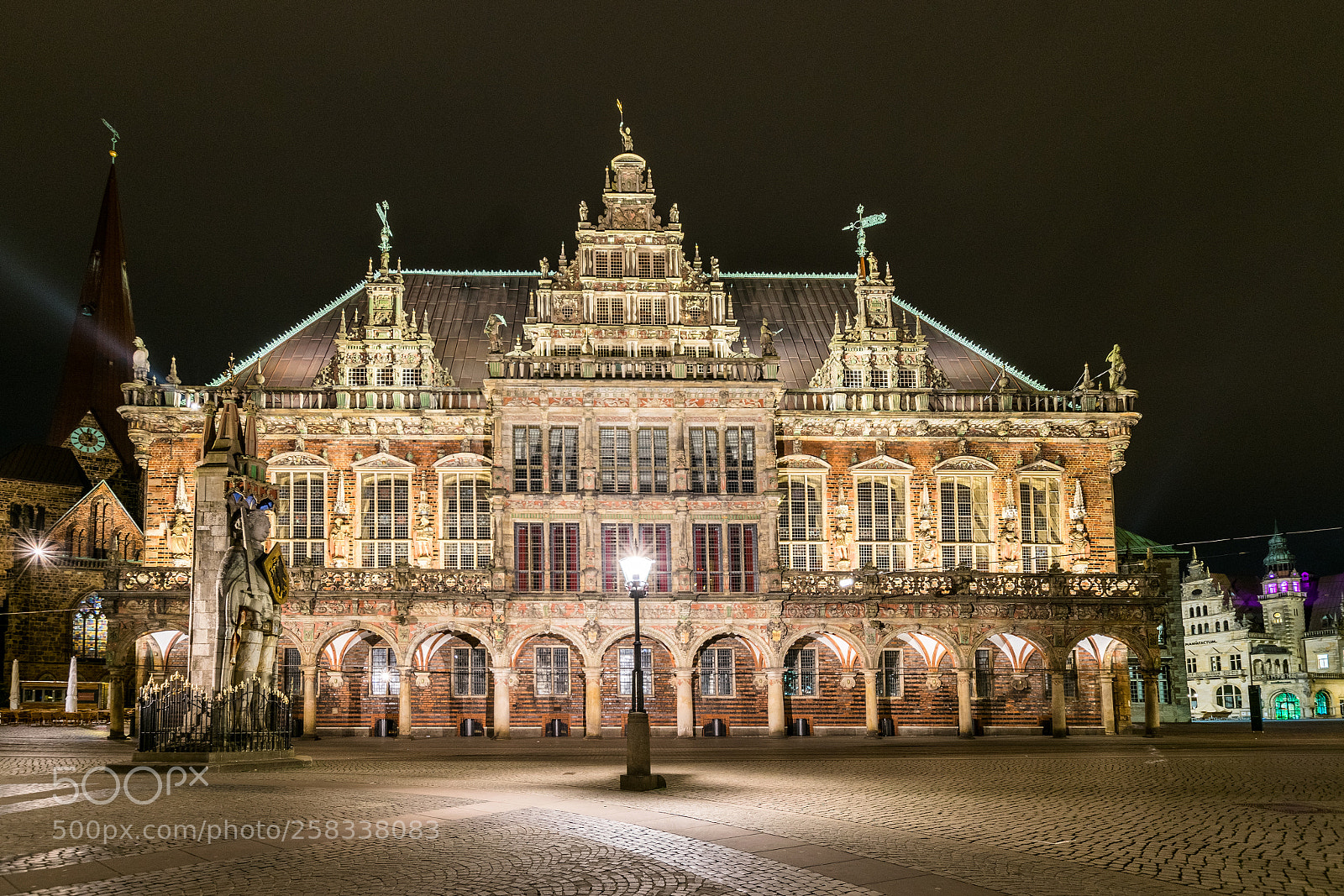 Nikon D5300 sample photo. Bremer rathaus photography