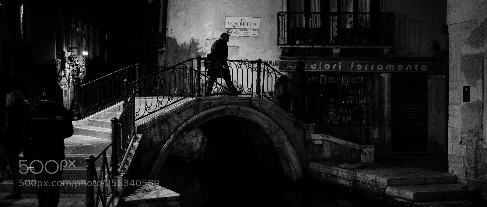 Fujifilm X-T2 sample photo. Al vaporetto photography