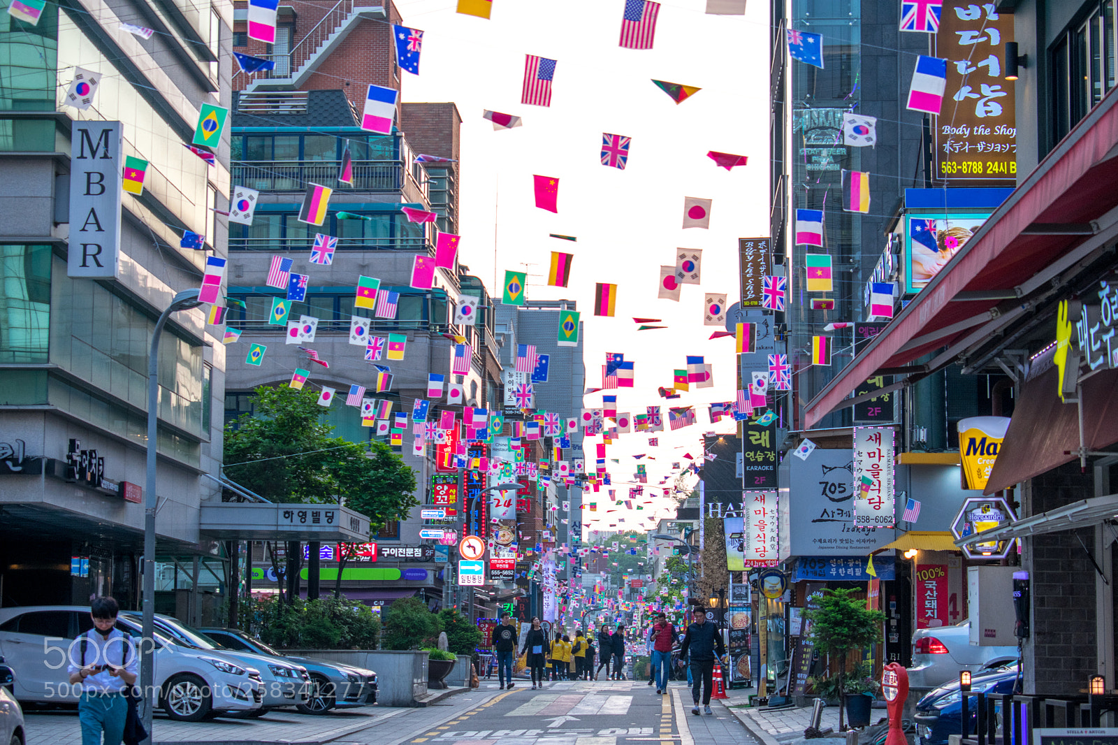 Nikon D3400 sample photo. Seoul city streets photography