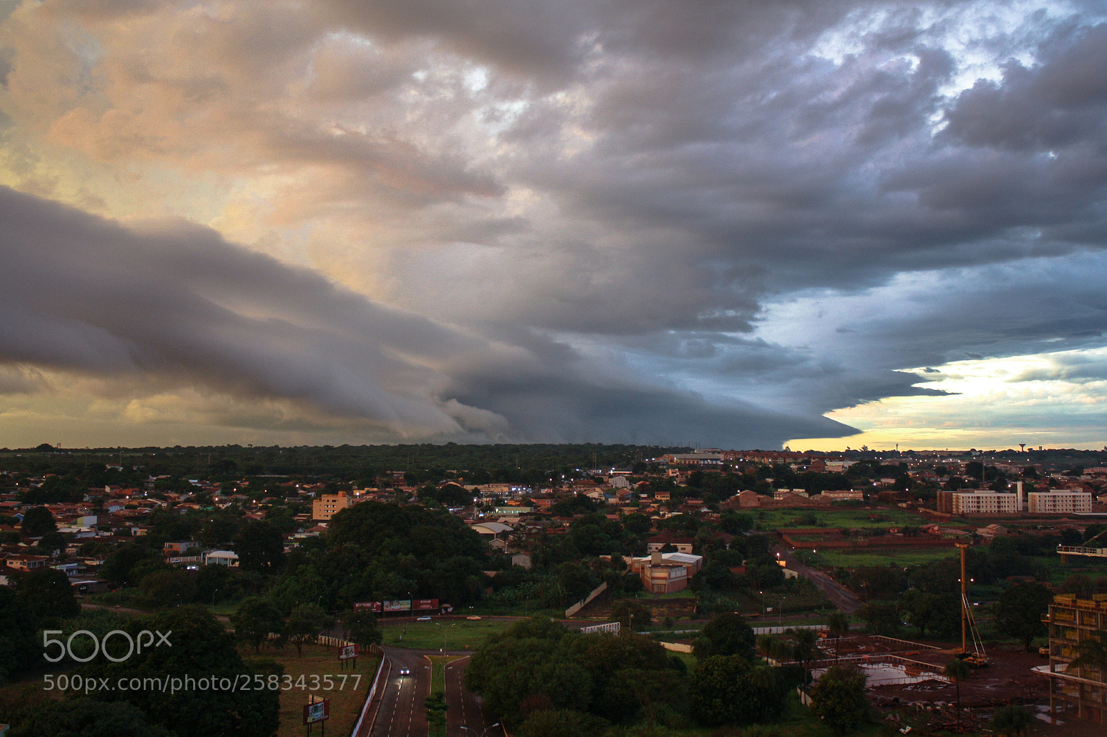 Canon EOS 1000D (EOS Digital Rebel XS / EOS Kiss F) sample photo. Storm in campo grande photography