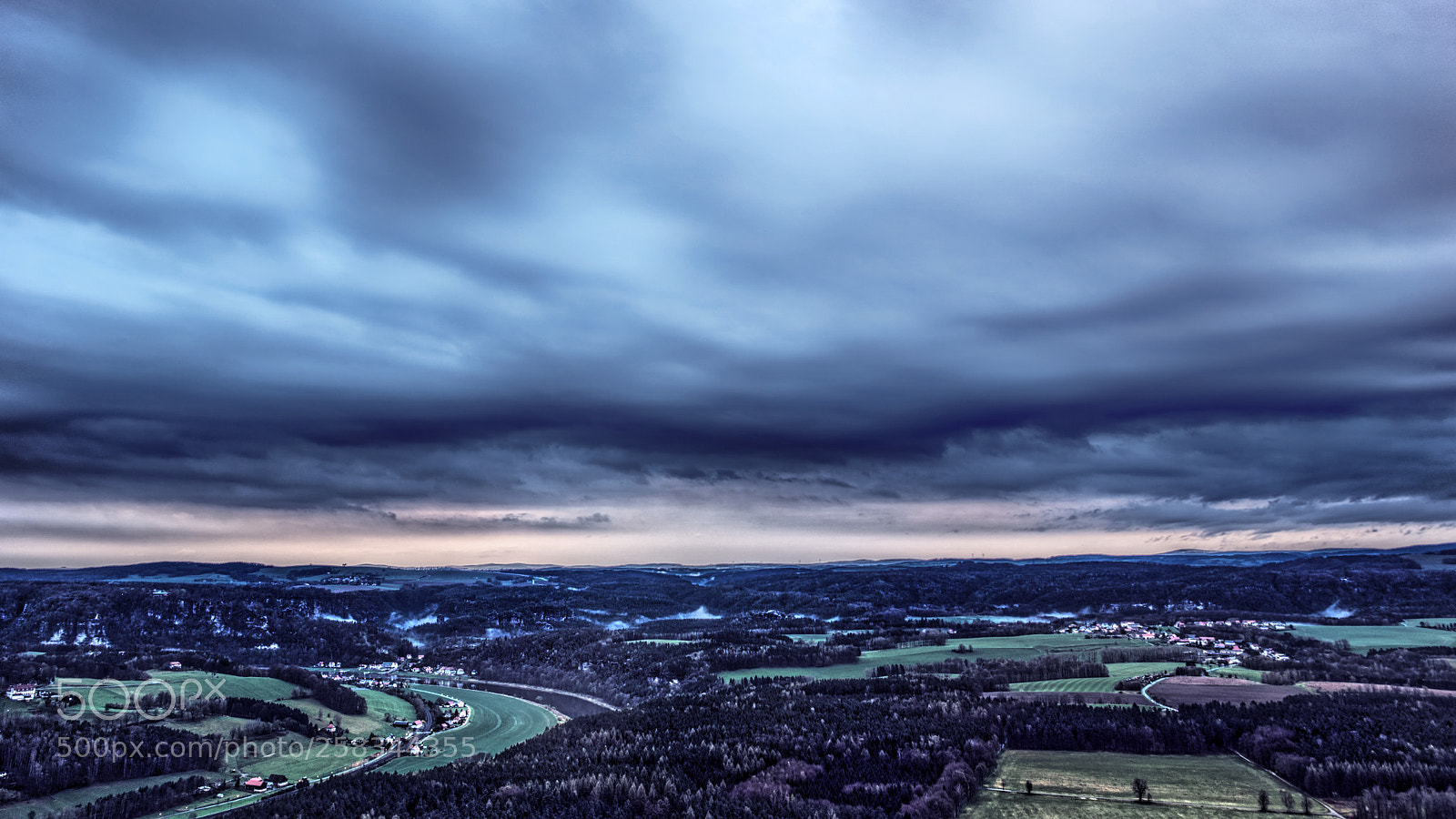 Sony a6300 sample photo. Good morning from lilienstein photography