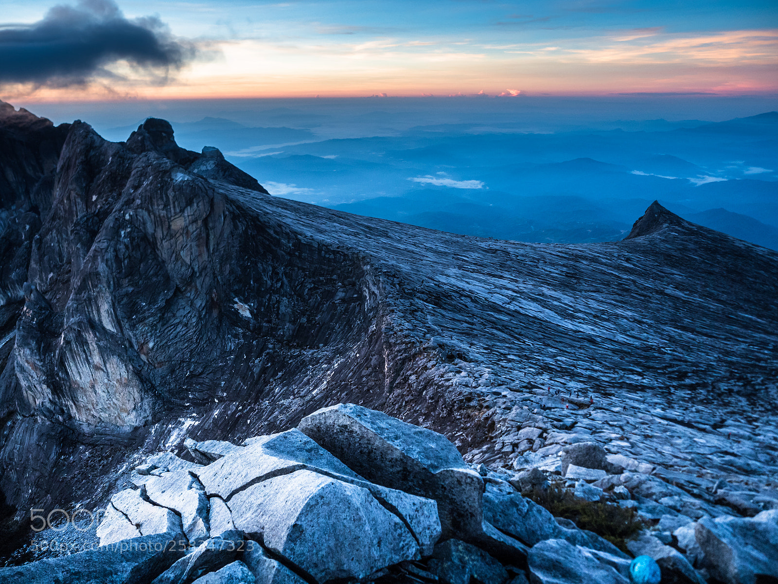 Olympus OM-D E-M5 II sample photo. Mt kinabalu photography
