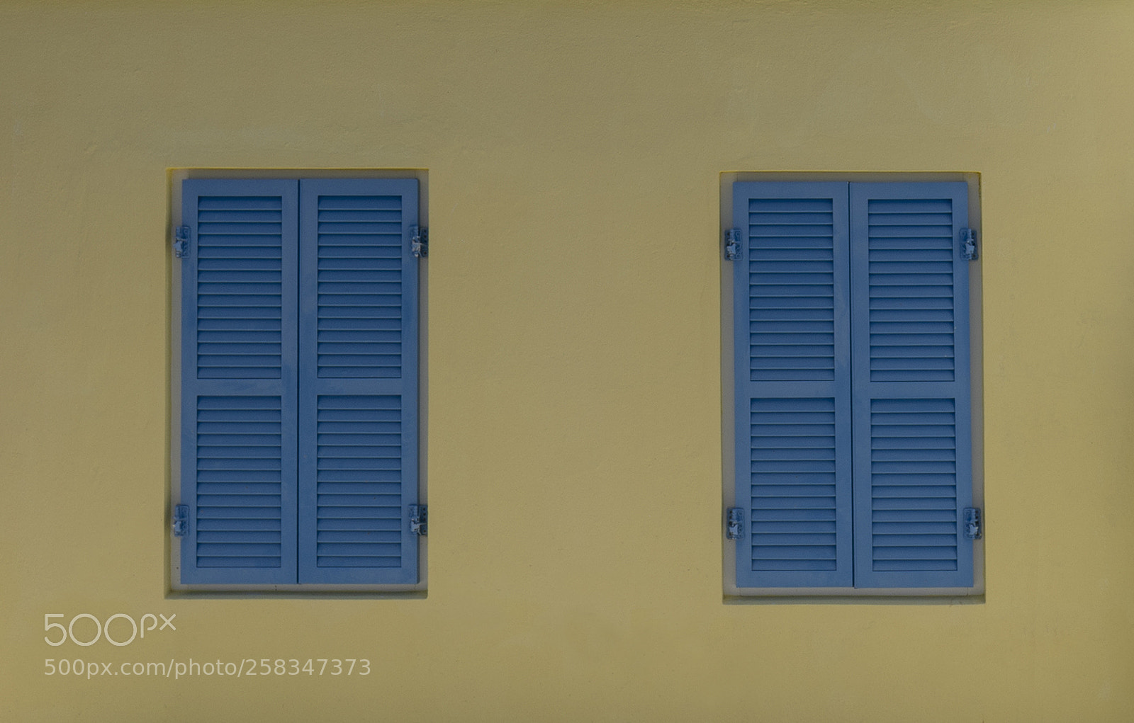 Sony a7R III sample photo. Blue shutters whale bay photography