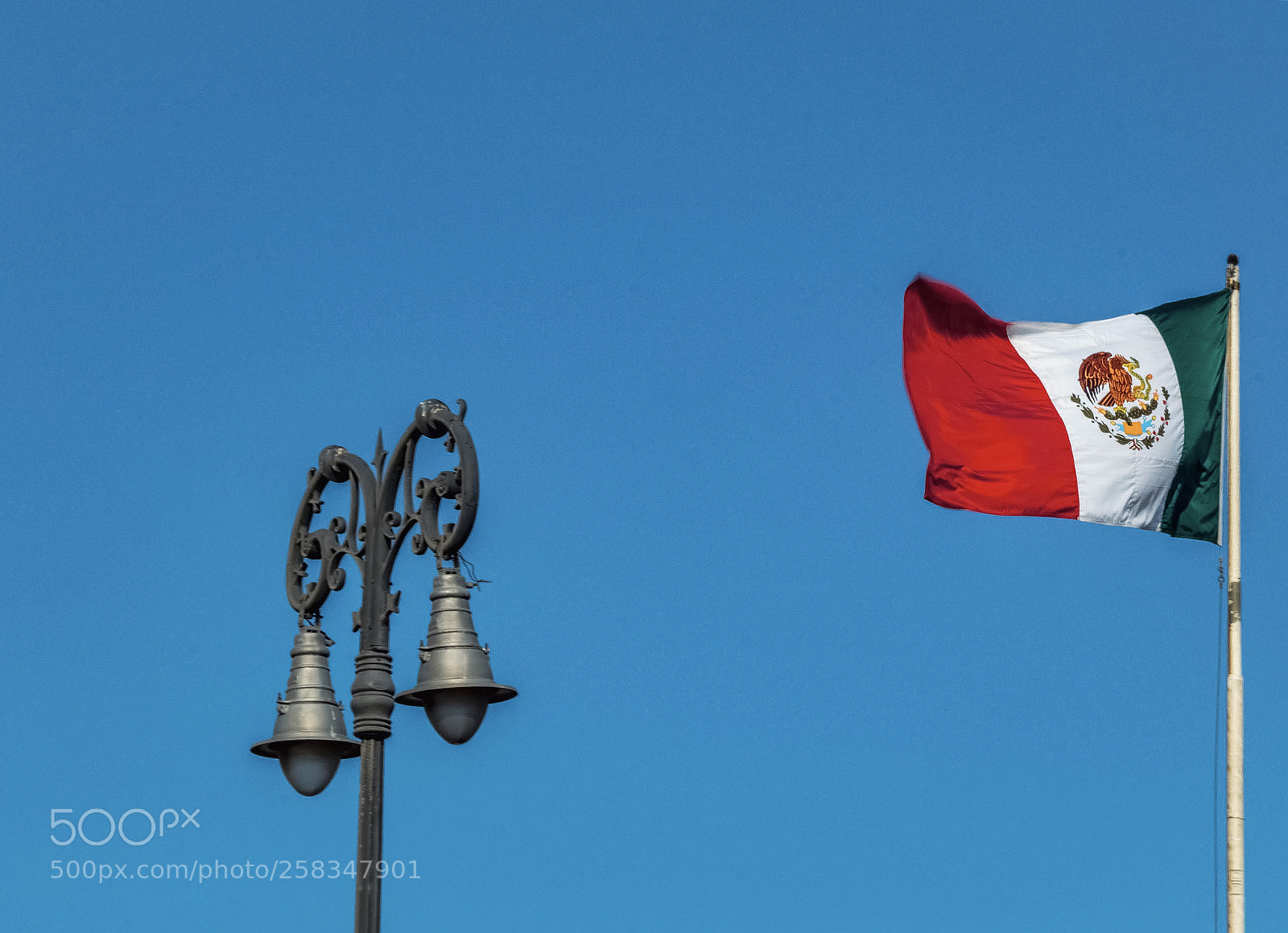 Nikon D3200 sample photo. Bandera de méxico. photography