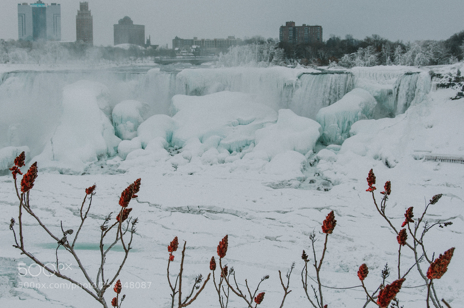 Nikon D90 sample photo. Frozen niagara falls photography