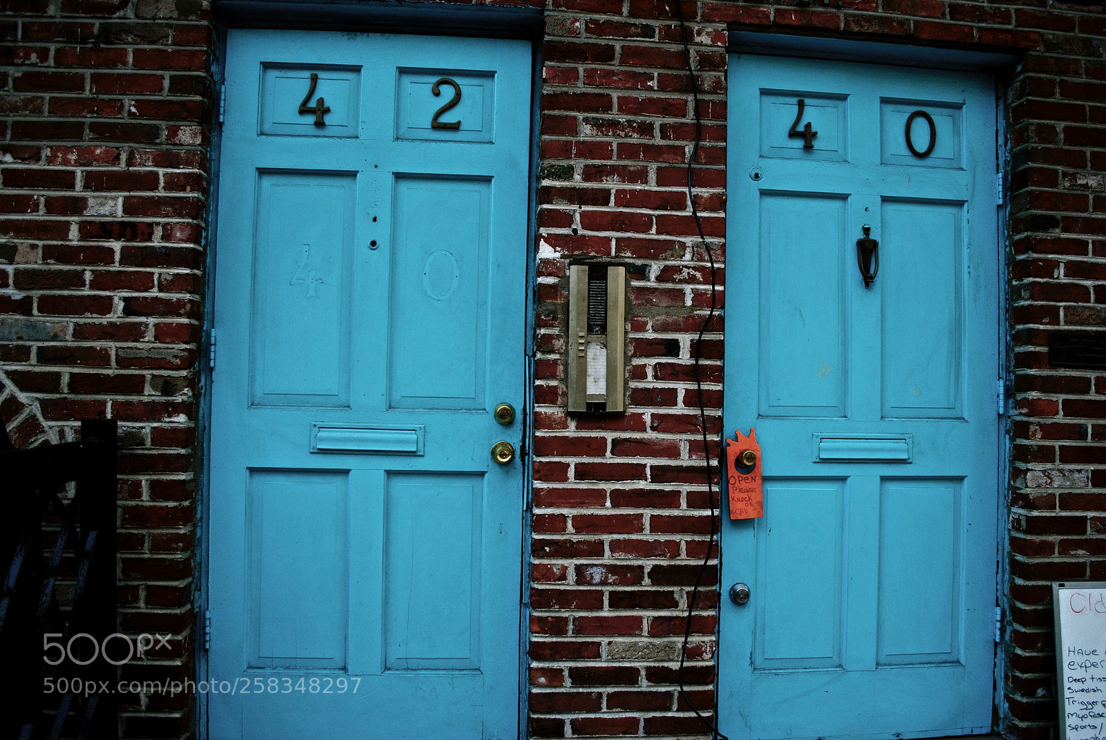 Nikon D3000 sample photo. Philly doors photography