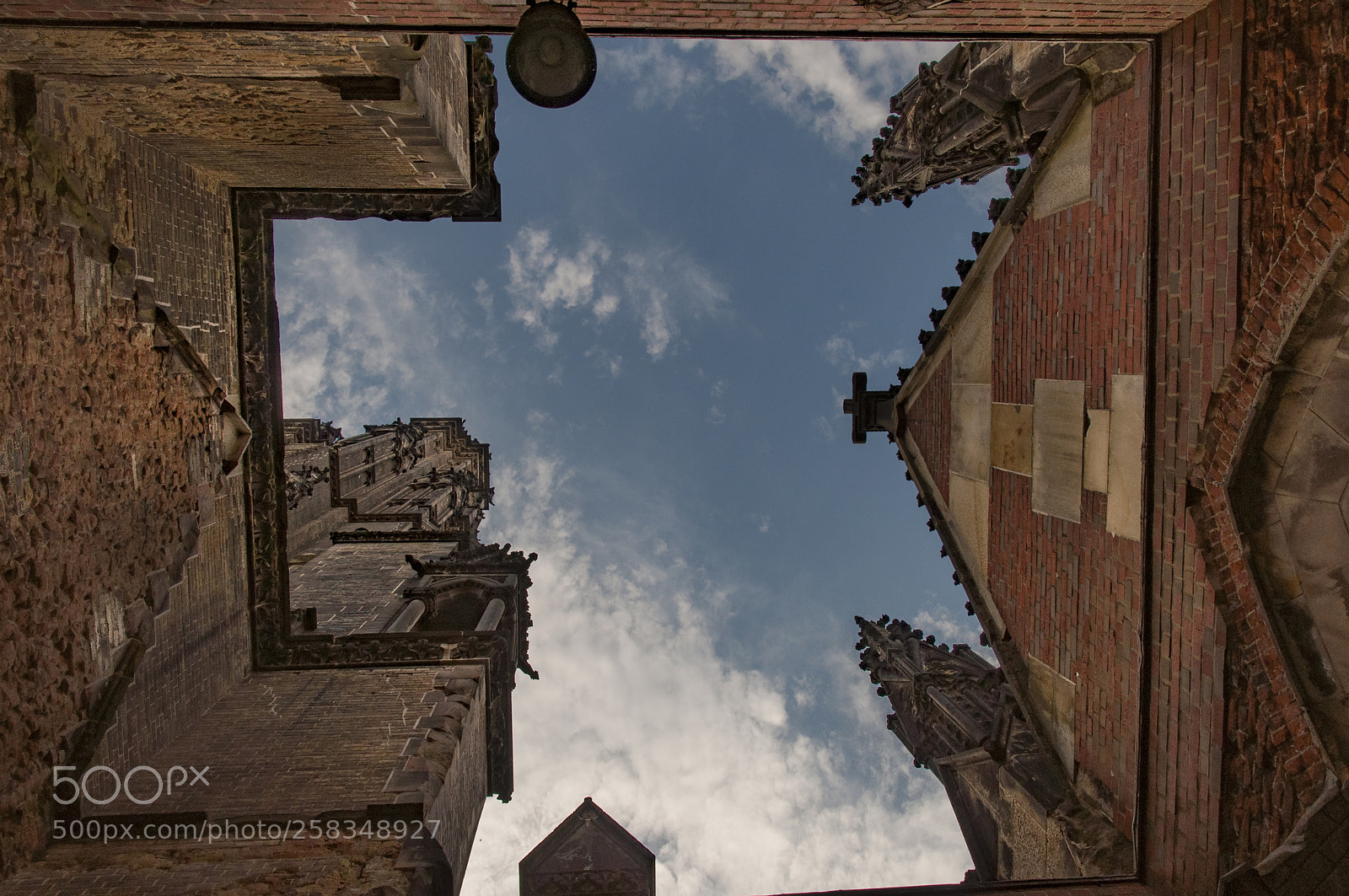 Nikon D90 sample photo. Nikolai church - missing photography