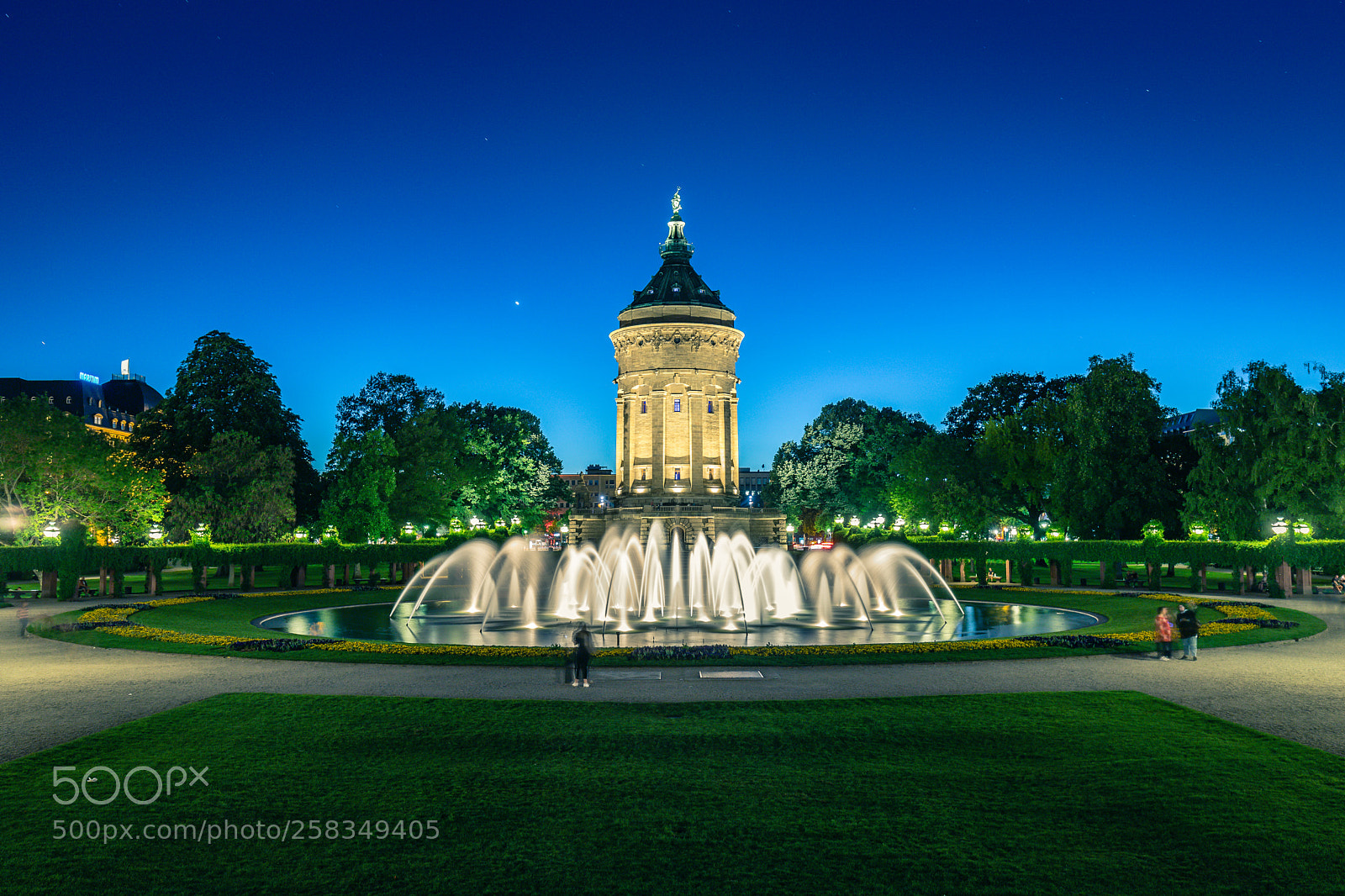 Canon EOS 6D Mark II sample photo. Mannheim water tower photography
