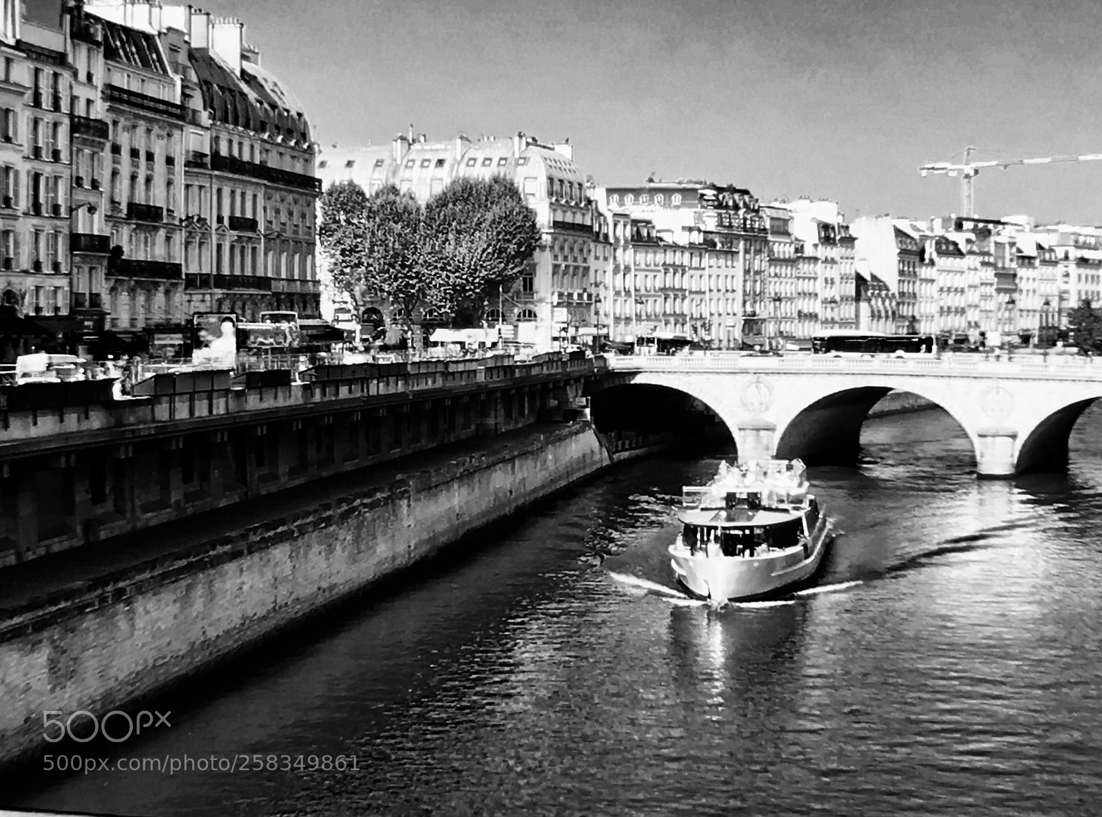 Apple iPhone 6s sample photo. Seine river paris photography