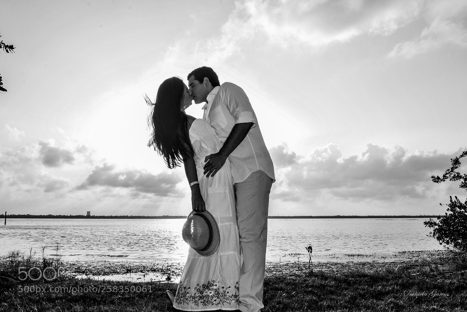 Nikon D3000 sample photo. Beso de amor photography