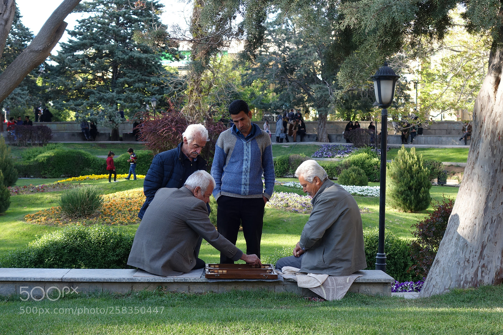 Sony Cyber-shot DSC-RX100 II sample photo. Playing backgammon in hamedan photography