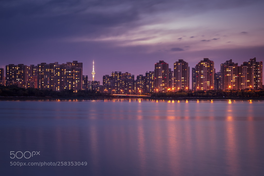 Canon EOS 6D Mark II sample photo. City night photography