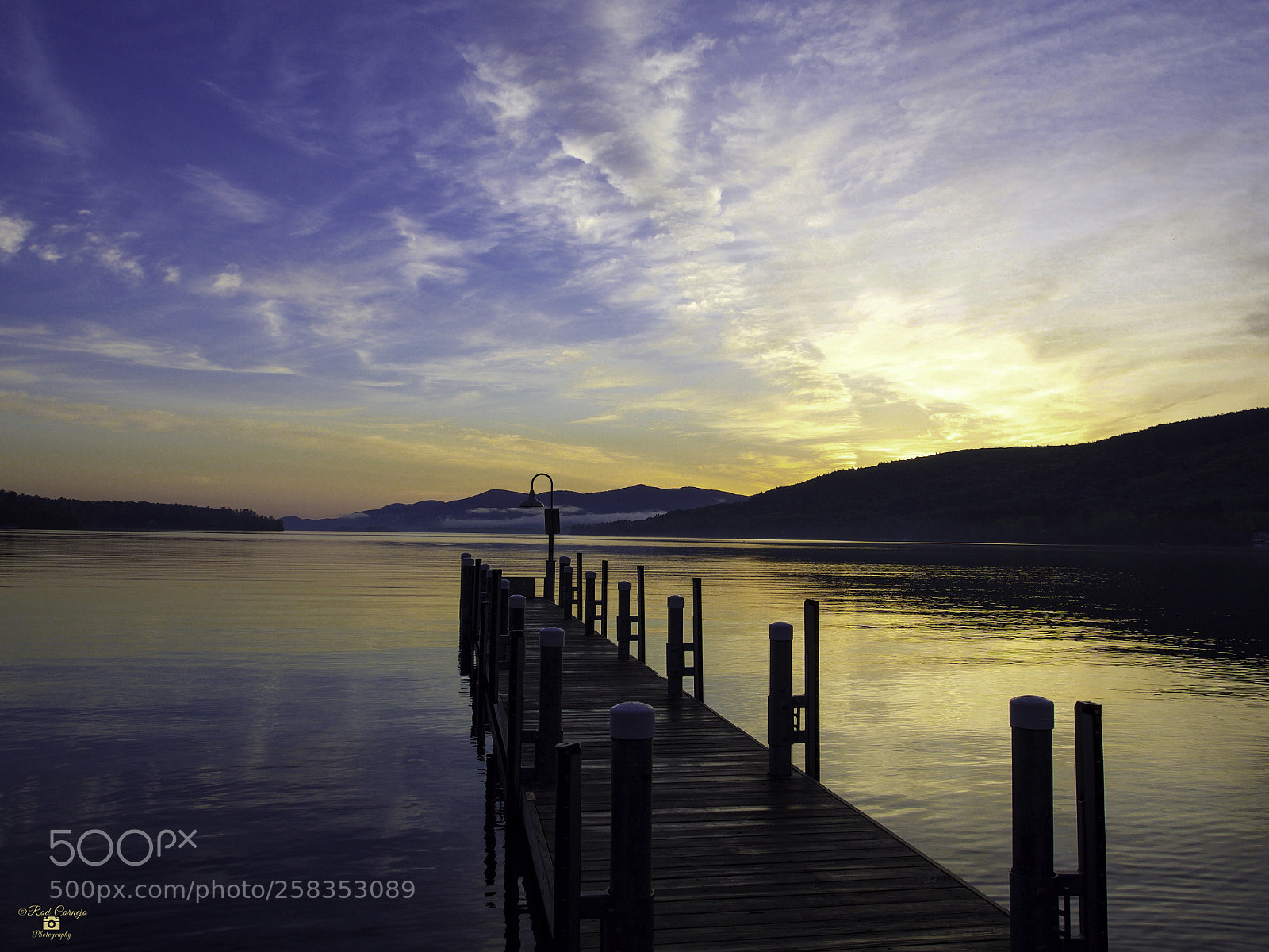 Olympus OM-D E-M5 II sample photo. Sunrise at the lake photography