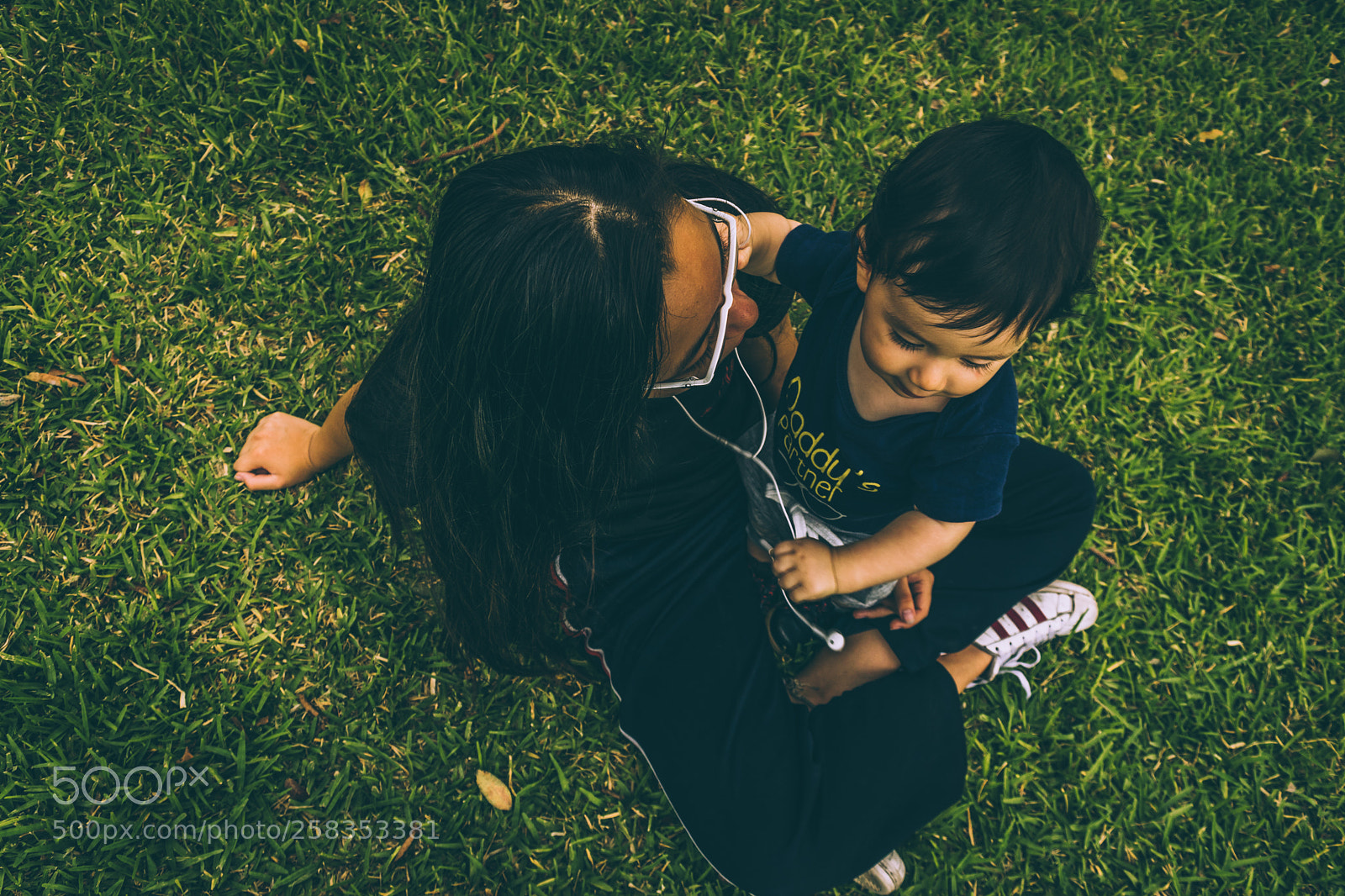 Nikon D5300 sample photo. Brothers love photography
