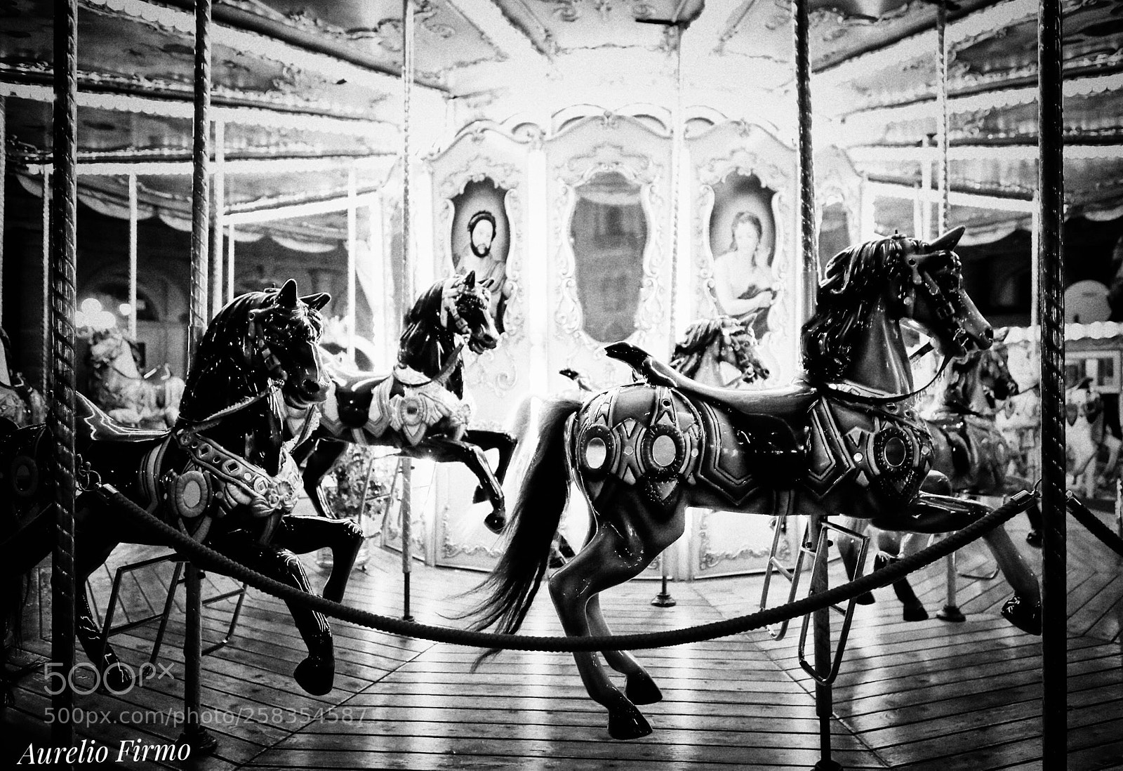 Canon EOS 5D Mark IV sample photo. Carrousel in florence, italy  photography