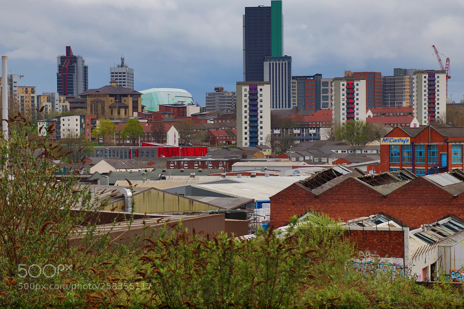 Canon EOS 77D (EOS 9000D / EOS 770D) sample photo. Leeds city skyline photography