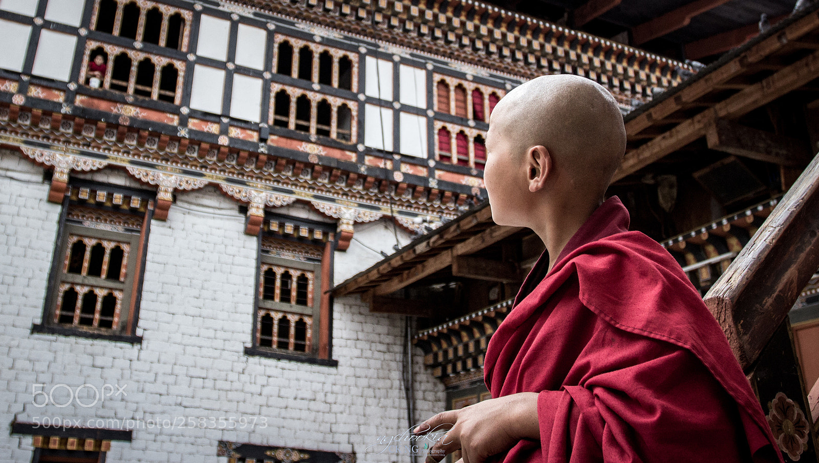 Canon EOS 600D (Rebel EOS T3i / EOS Kiss X5) sample photo. Young bhutanese monk ii photography