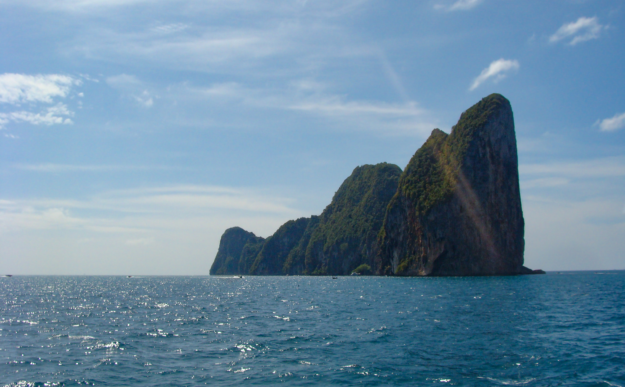 Sony DSC-H3 sample photo. Phi phi islands photography