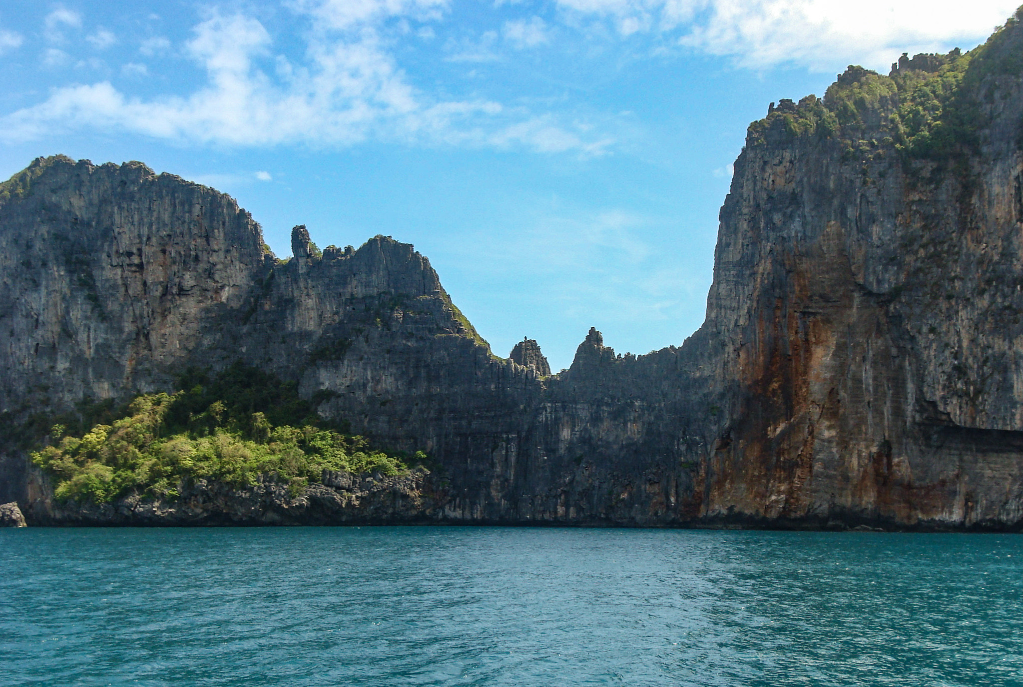 Sony DSC-H3 sample photo. Phi phi islands photography