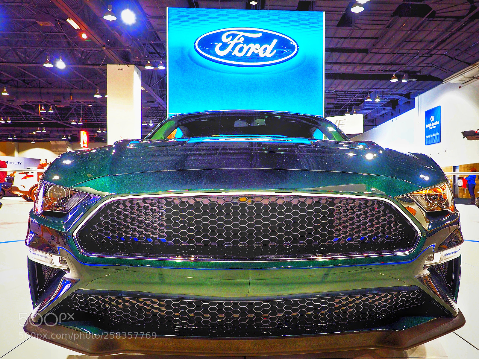 Olympus OM-D E-M10 II sample photo. Denverautoshow convention center denver photography