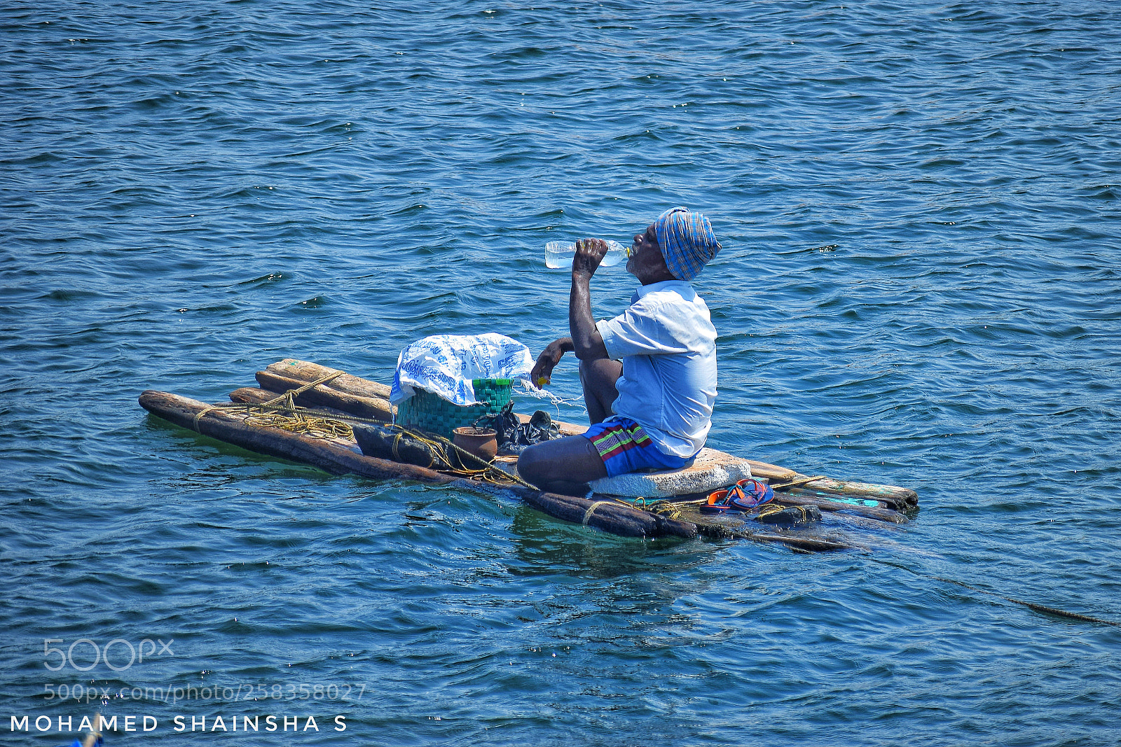 Nikon D5300 sample photo. #thursty_man.. photography