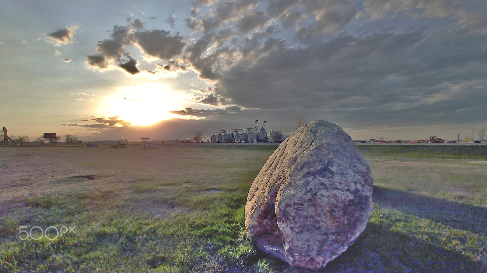 LG V30 sample photo. Morden mb canada sunset near super 8 photography