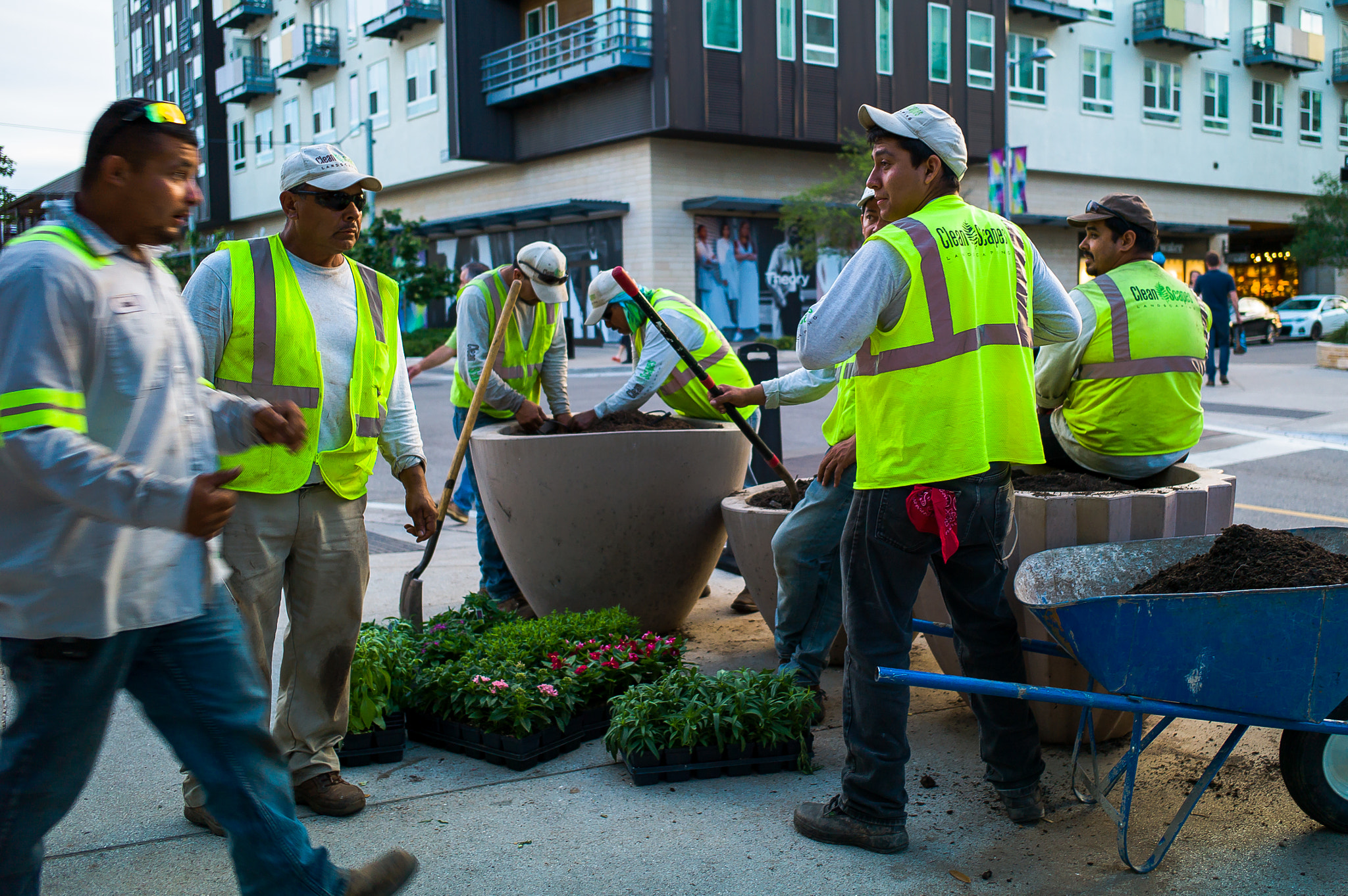 Leica M9 sample photo. Workers photography