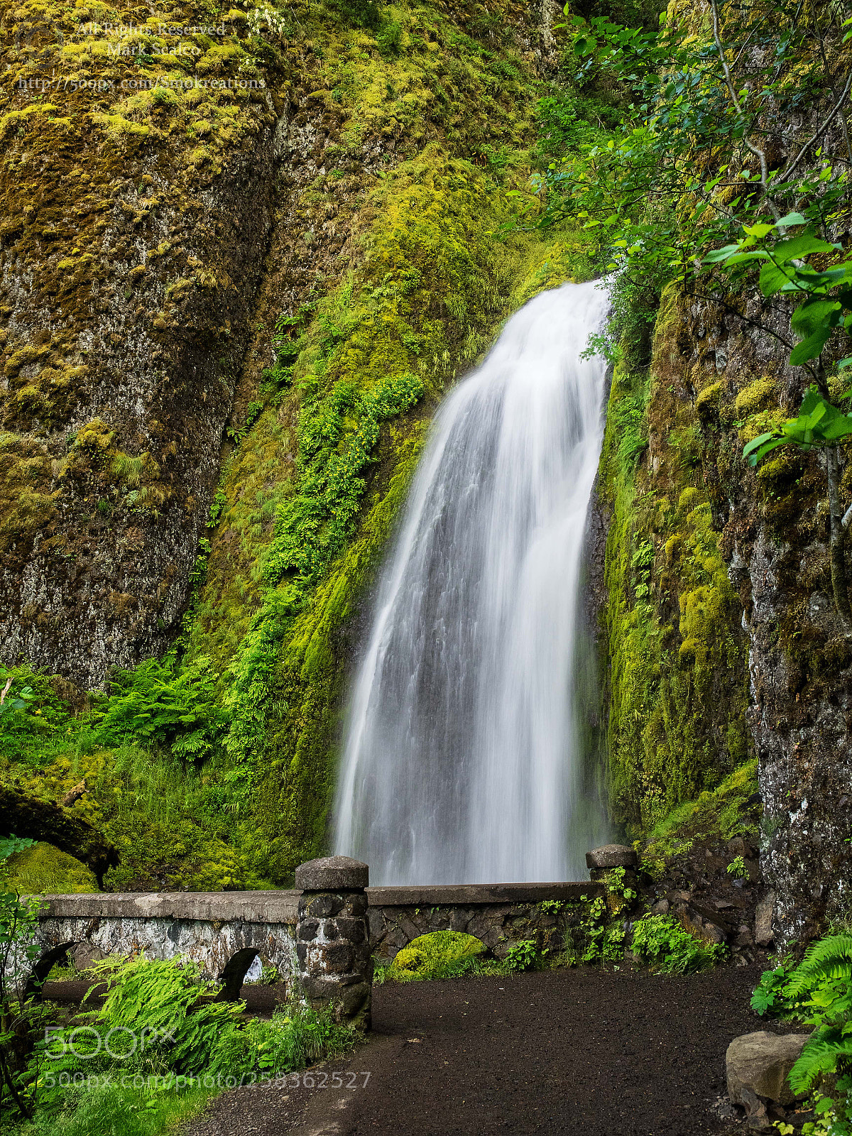 Olympus OM-D E-M1 sample photo. Wahkeena falls 1 photography