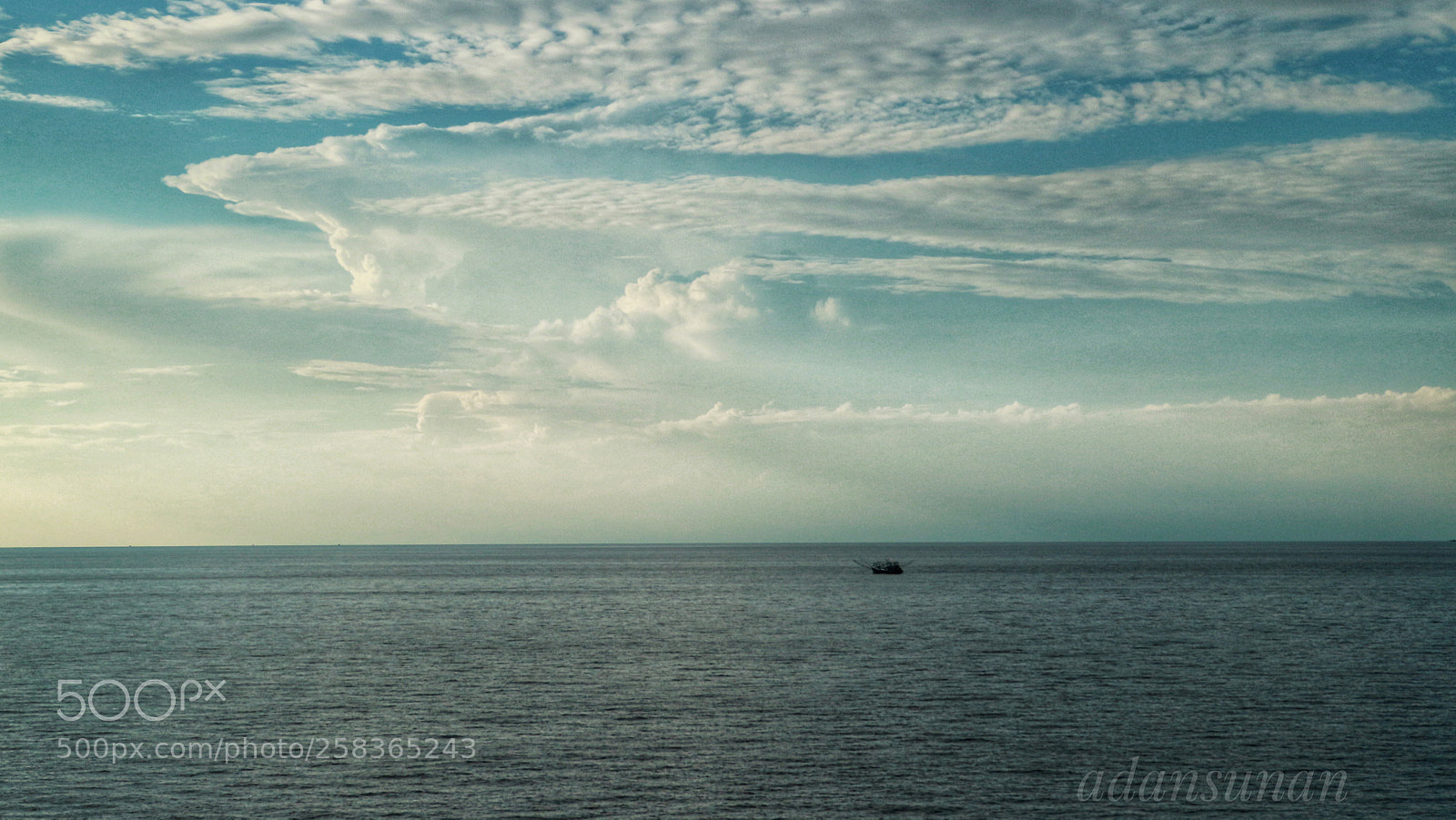 Canon EOS M10 sample photo. Langit birus photography