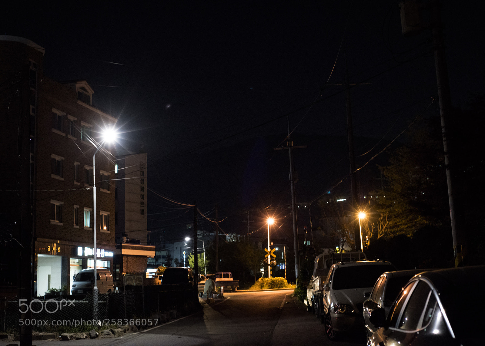 Nikon D810 sample photo. In a town   no.27 photography