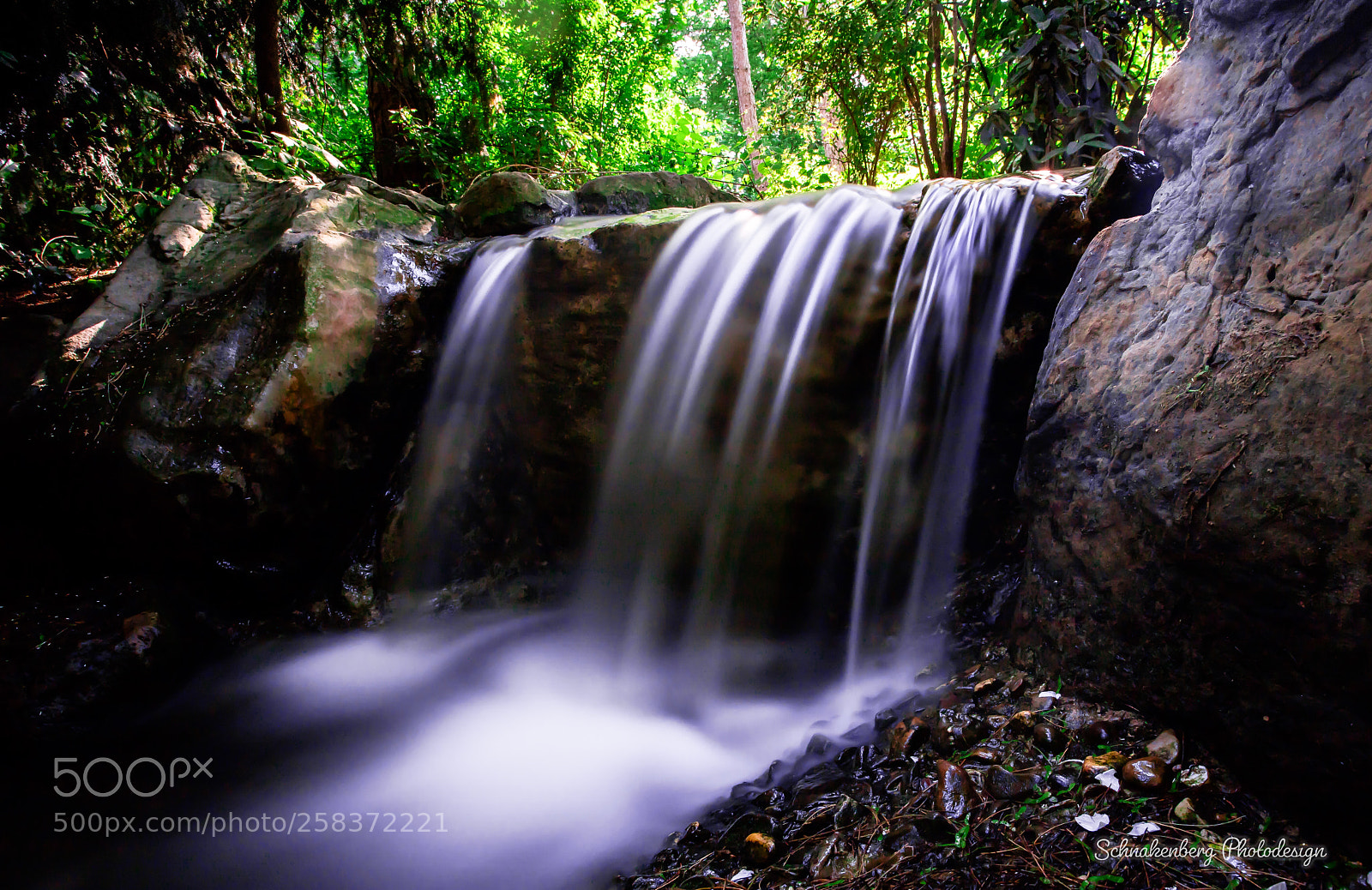 Canon EOS 6D Mark II sample photo. Wasserfall photography