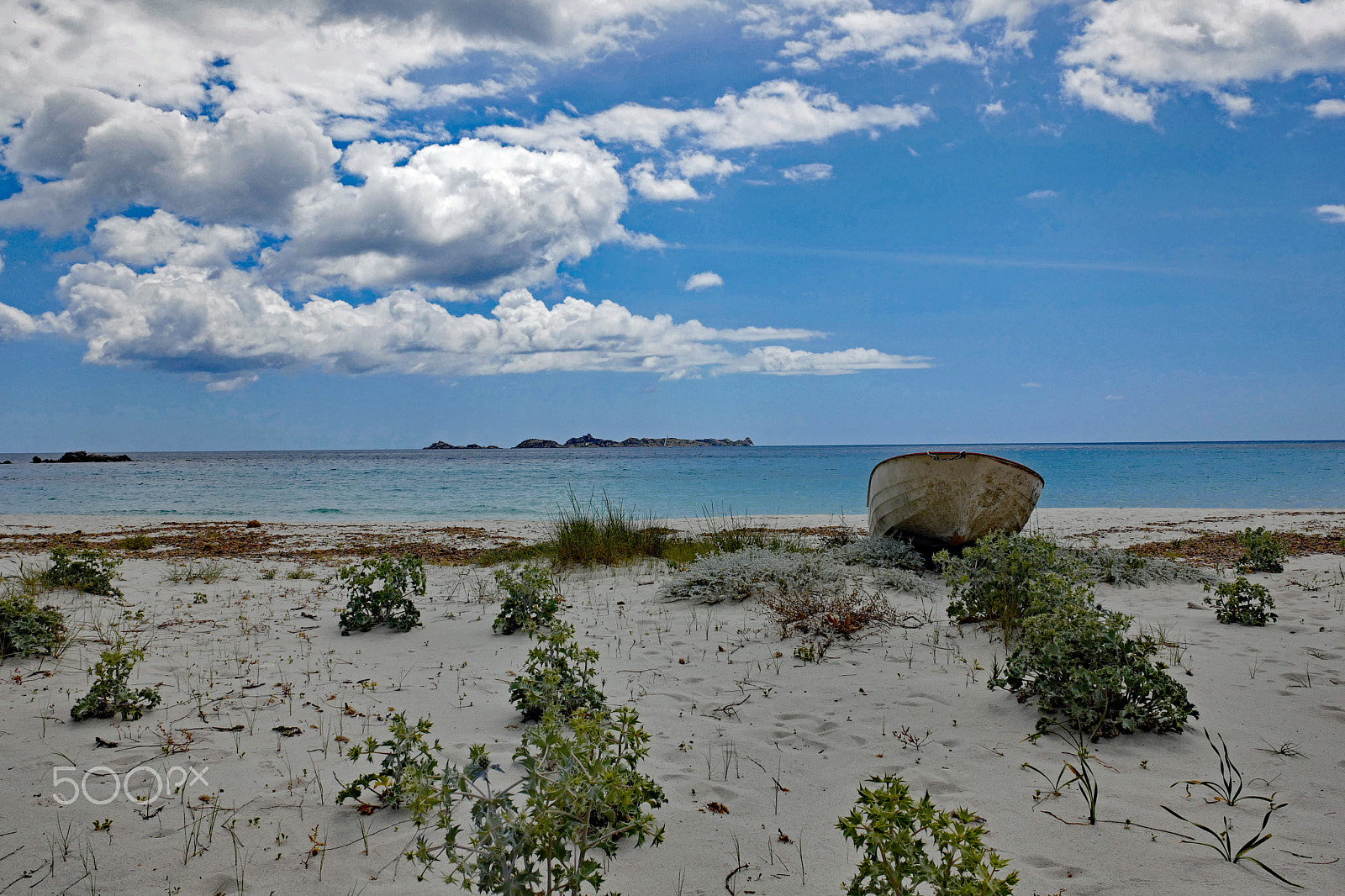 Leica CL sample photo. View of beach. photography