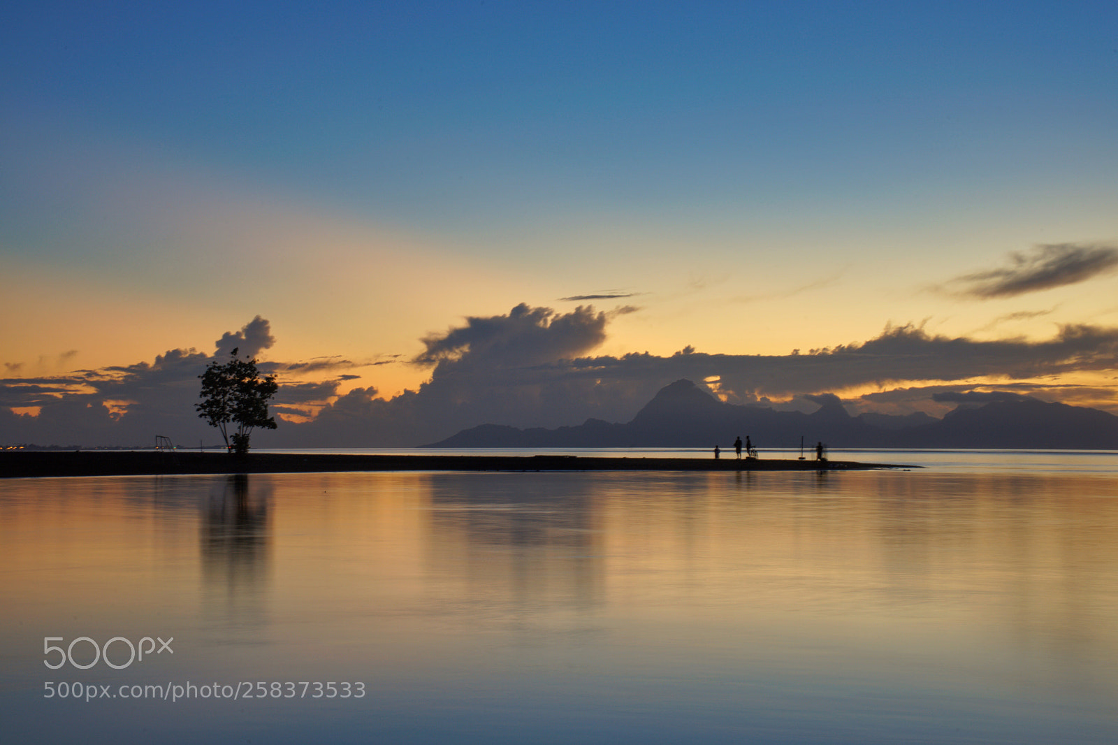 Sony a7 II sample photo. Blue hour pointe venus photography