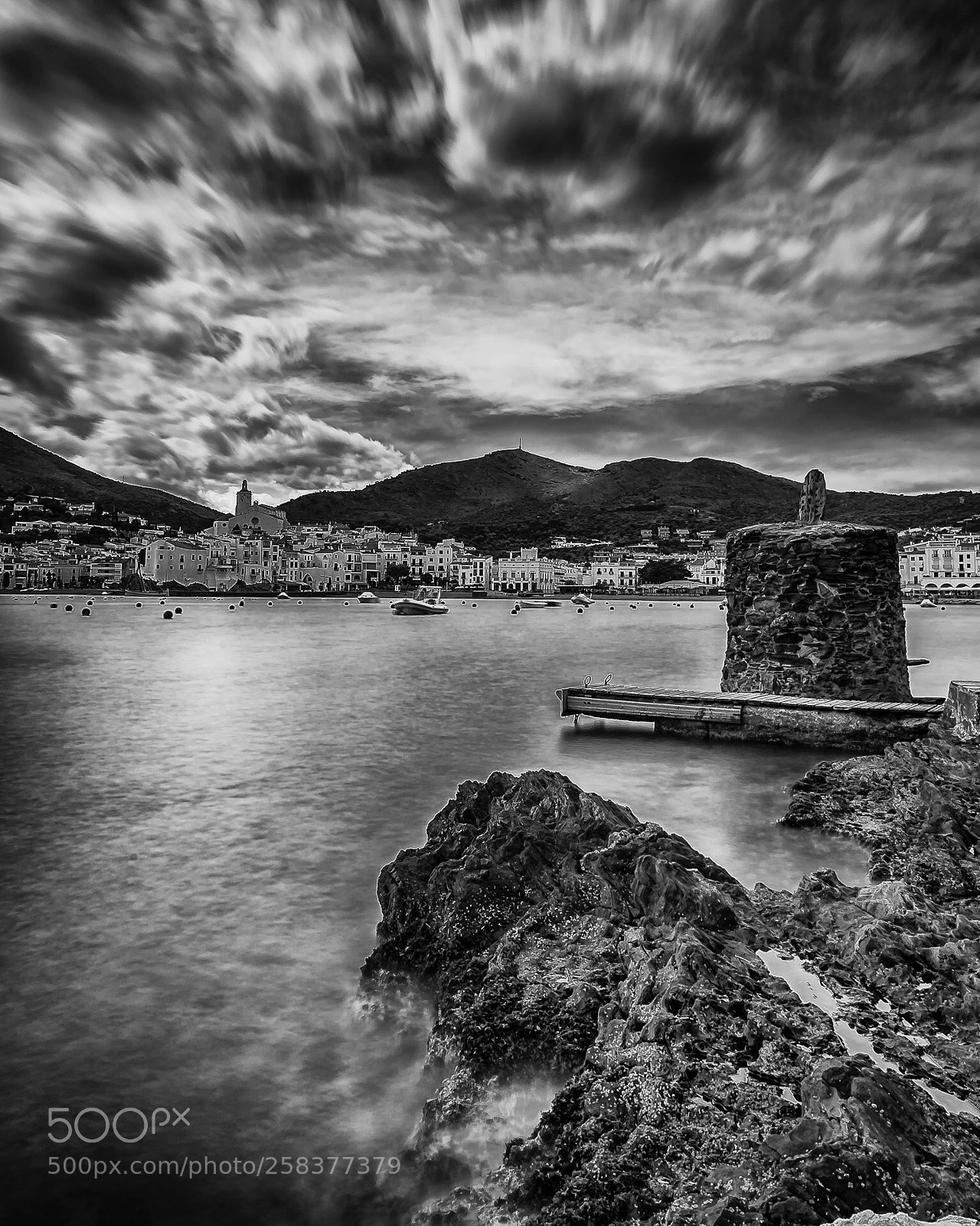 Nikon D700 sample photo. Cadaqués cloudy.
 photography