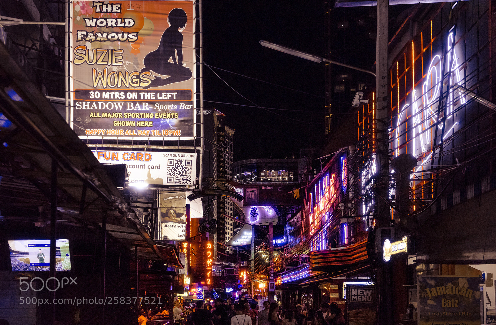 Sony a7 II sample photo. Bangkok sukhumvit 2049 photography