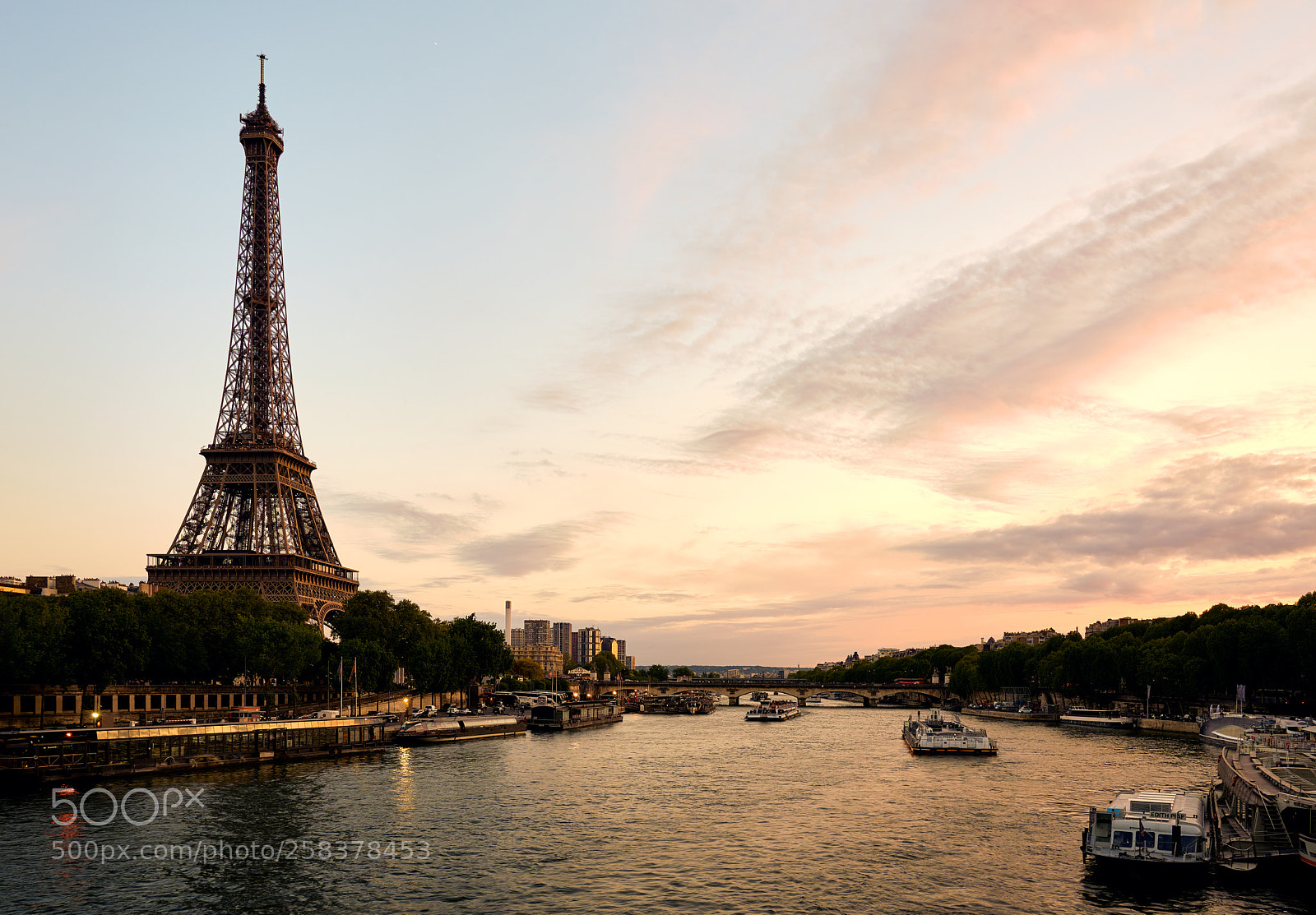 Sony a7R II sample photo. Eiffel tower photography