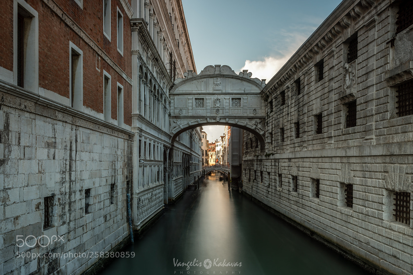 Nikon D750 sample photo. Bridge of sighs photography