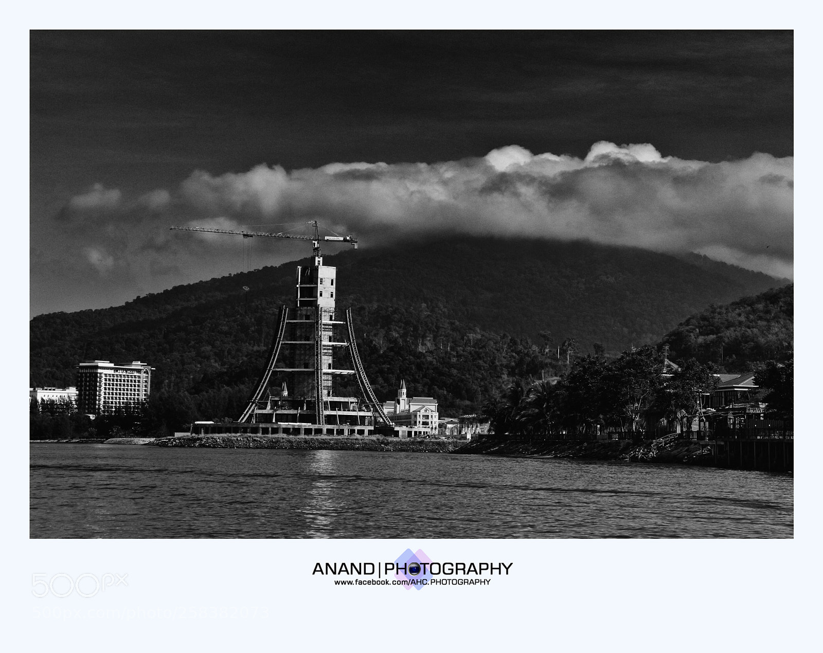 Canon EOS 100D (EOS Rebel SL1 / EOS Kiss X7) sample photo. Tower in langkawi photography