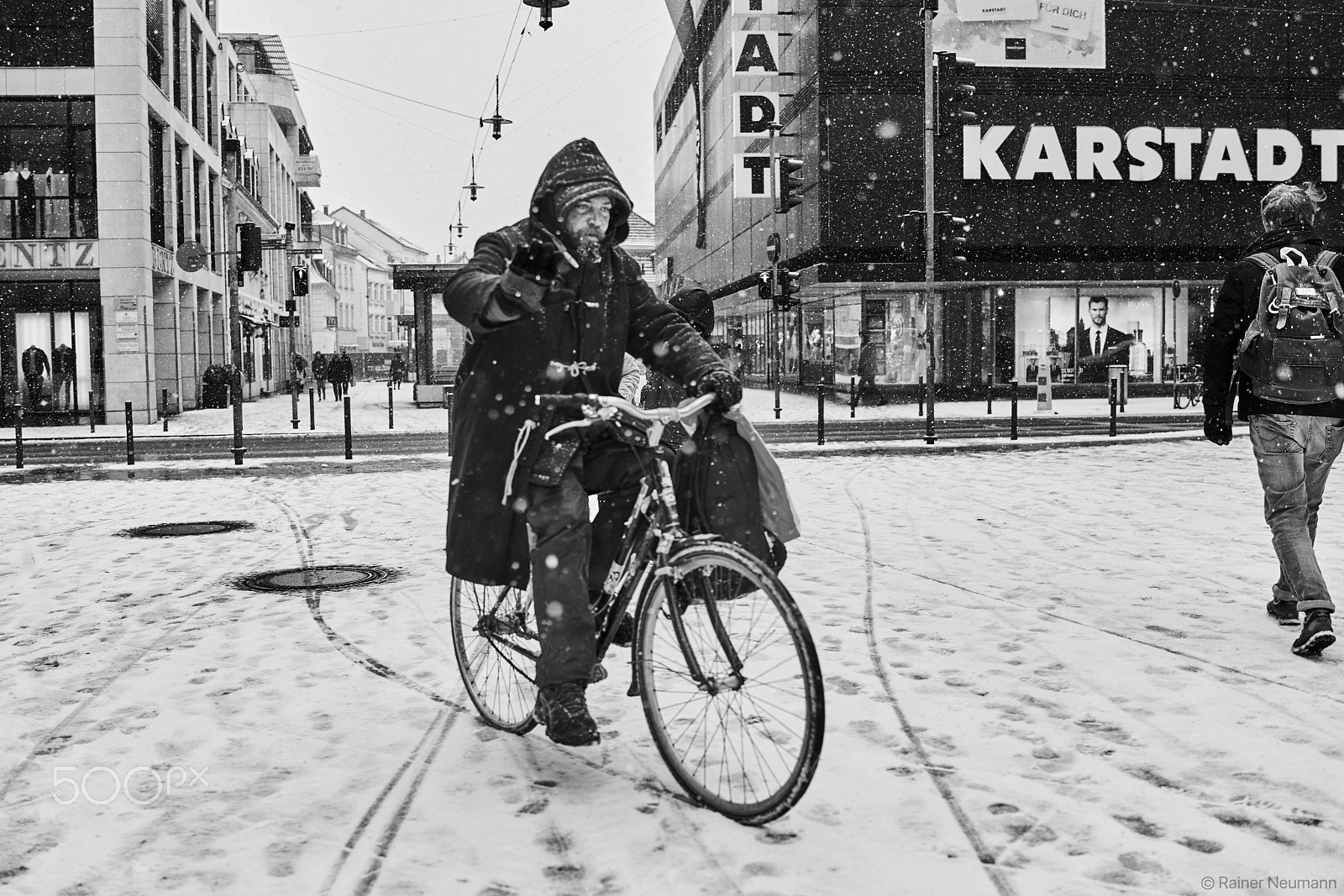 Sony Cyber-shot DSC-RX1R II sample photo. Mann 608 b&w photography