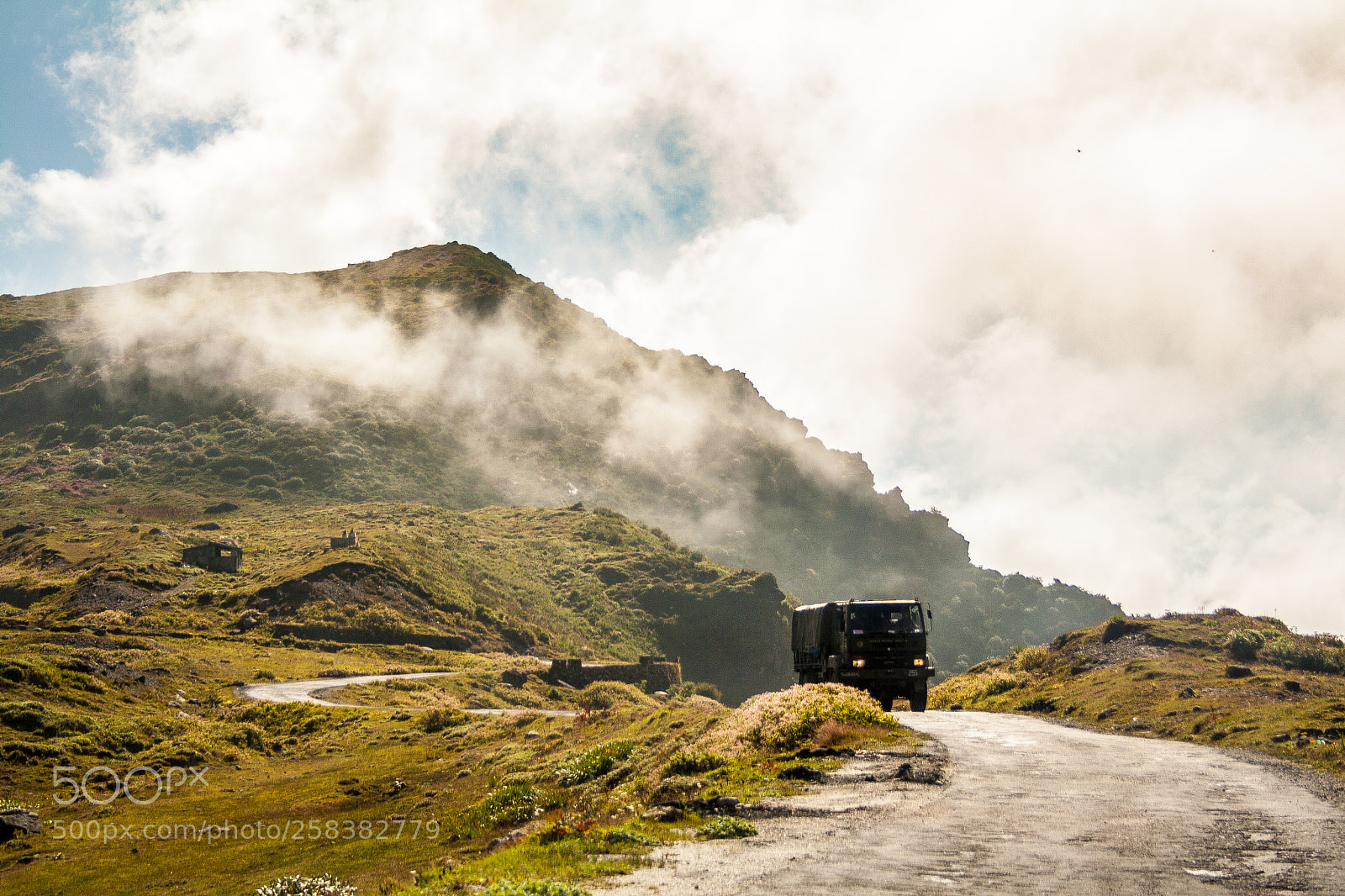 Canon EOS 1000D (EOS Digital Rebel XS / EOS Kiss F) sample photo. Border control photography