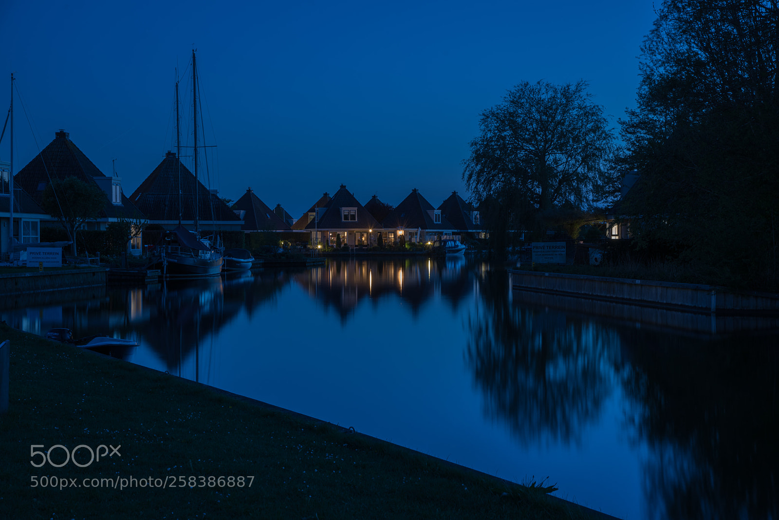 Nikon D750 sample photo. Blue hour by the photography