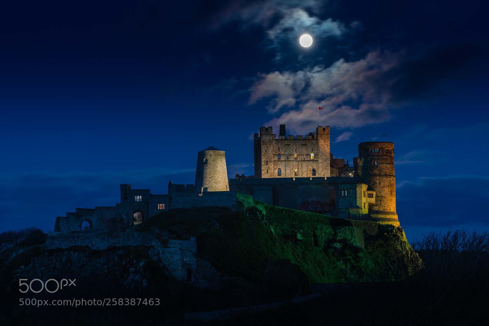Canon EOS 6D Mark II sample photo. Bambrough castle by moonlight photography