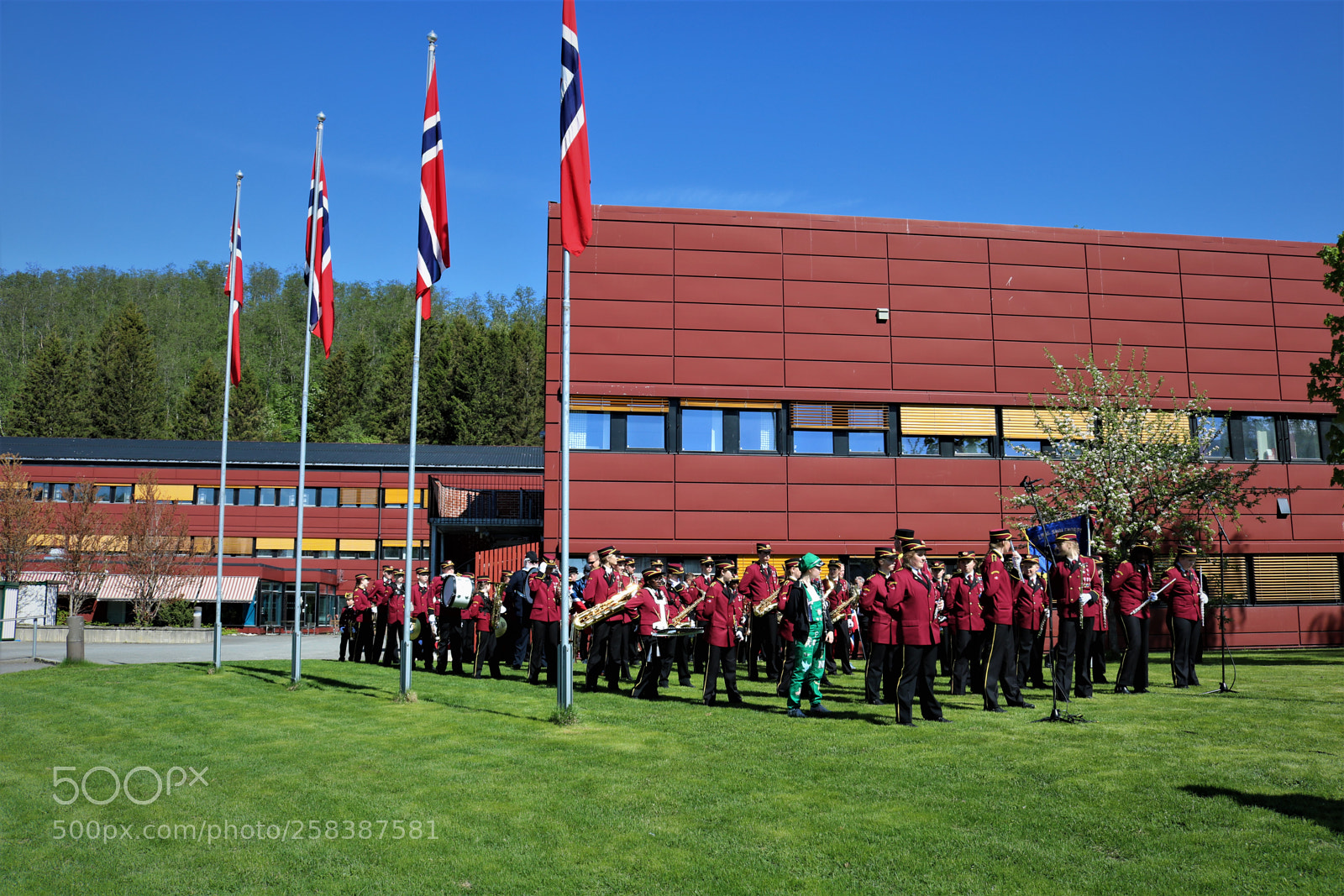 Canon EOS 750D (EOS Rebel T6i / EOS Kiss X8i) sample photo. Melhus skolekorps 17 mai 2018 photography