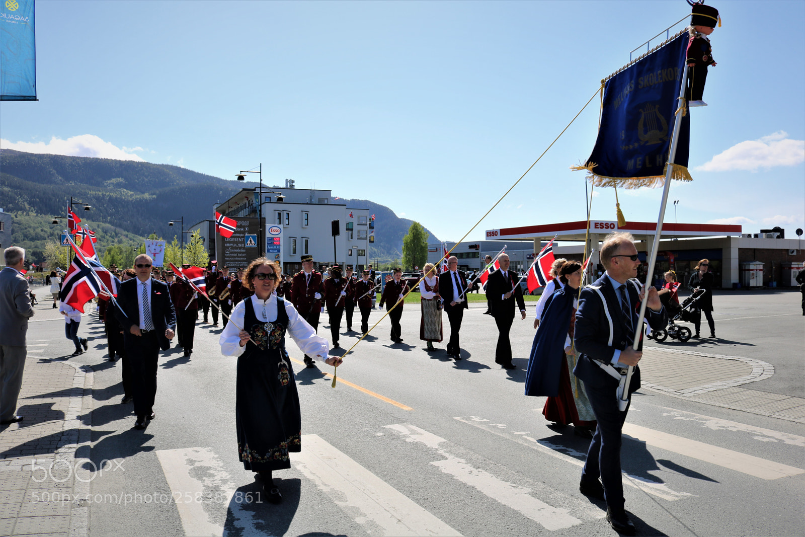Canon EOS 750D (EOS Rebel T6i / EOS Kiss X8i) sample photo. Melhus skolekorps 17 mai 2018 photography