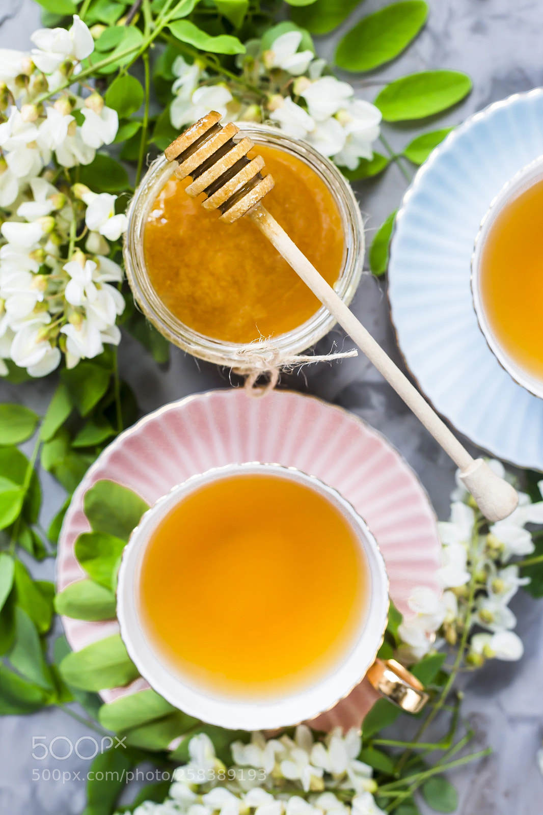 Canon EOS 6D sample photo. Vintage cups with tea photography