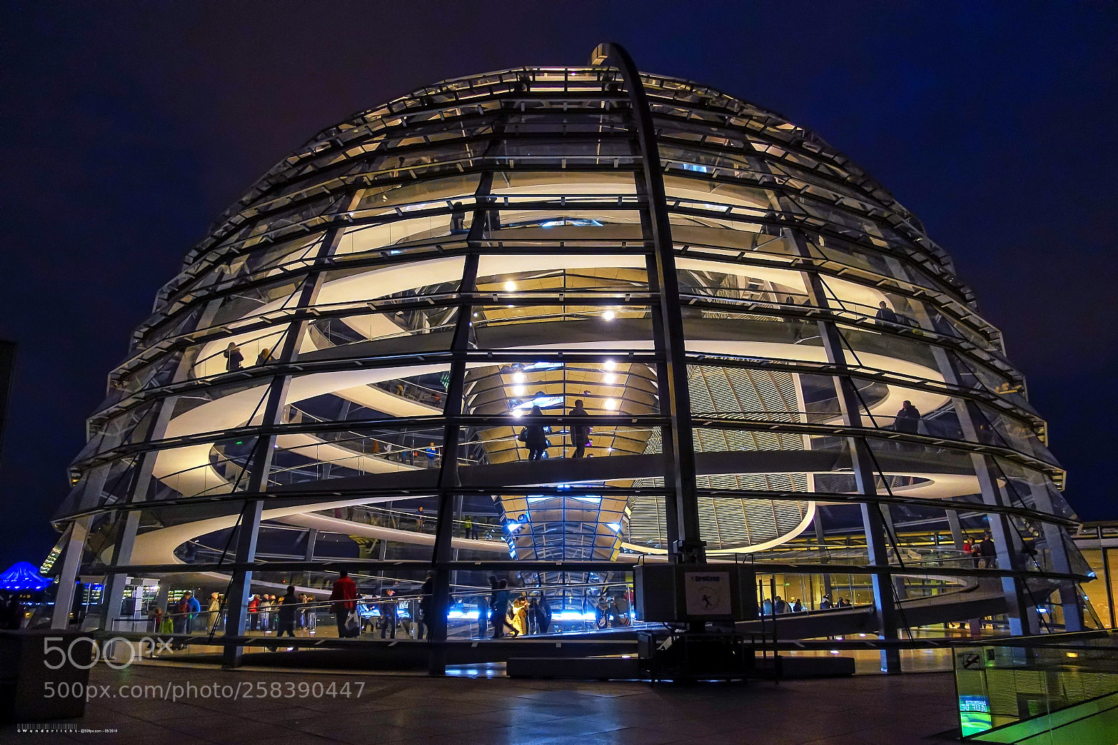 Sony Cyber-shot DSC-RX100 III sample photo. Reichstagskuppel berlin iii photography